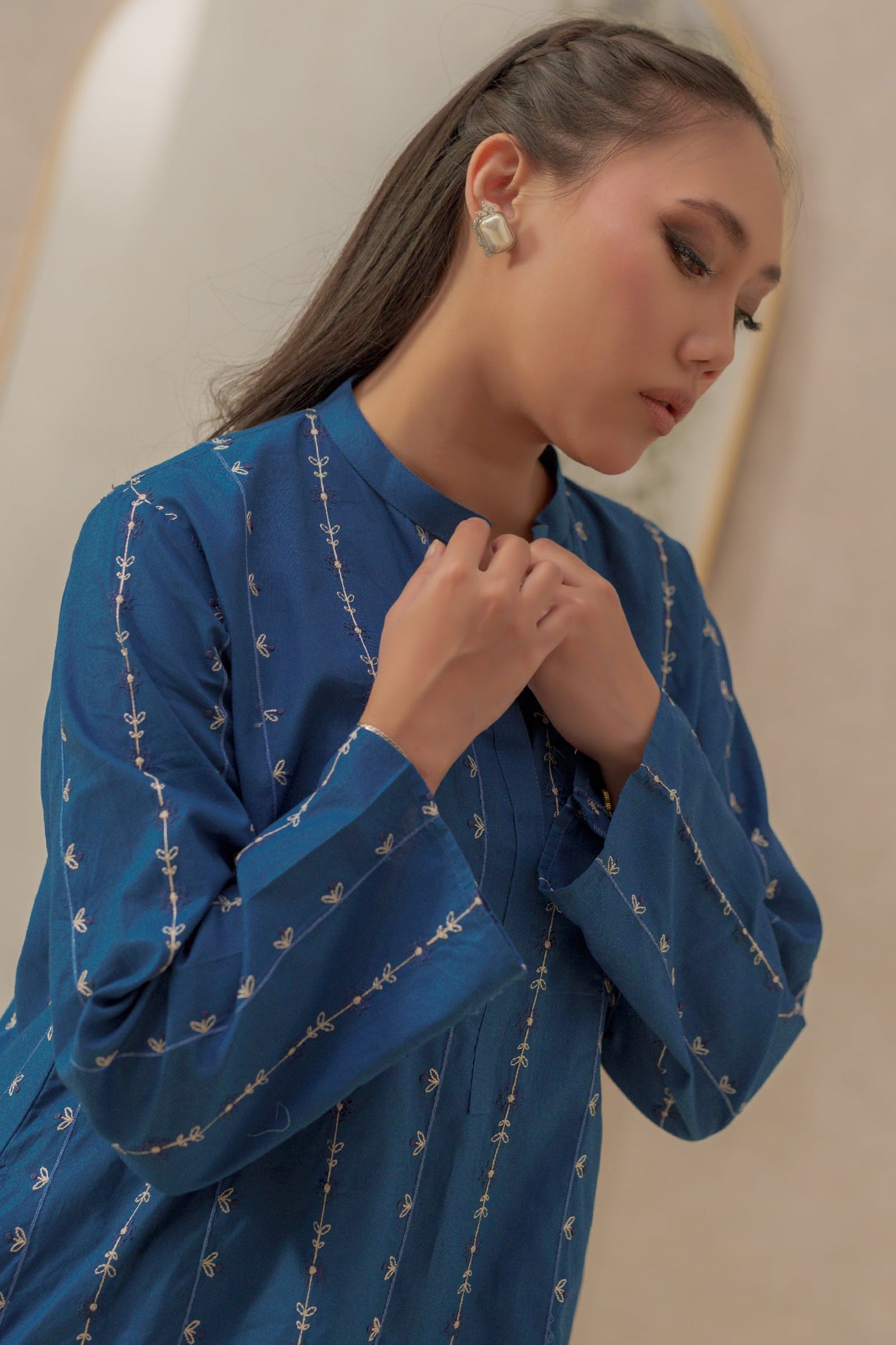 https://cdn.shopify.com/s/files/1/0568/3308/1529/files/E07095-RB0-2.jpg?v=1777624996