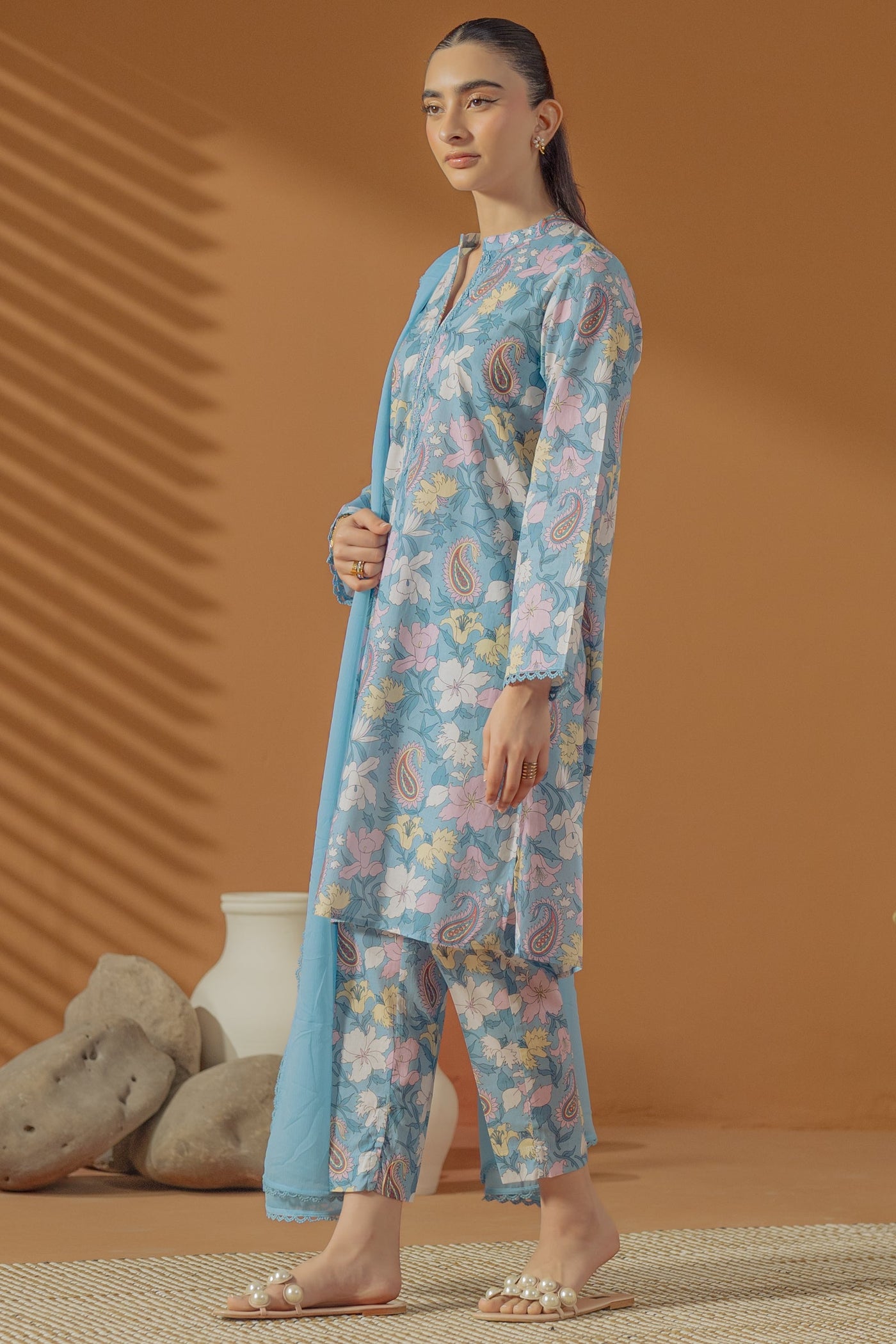https://cdn.shopify.com/s/files/1/0568/3308/1529/files/E07102-SB0_10.jpg?v=1776761023