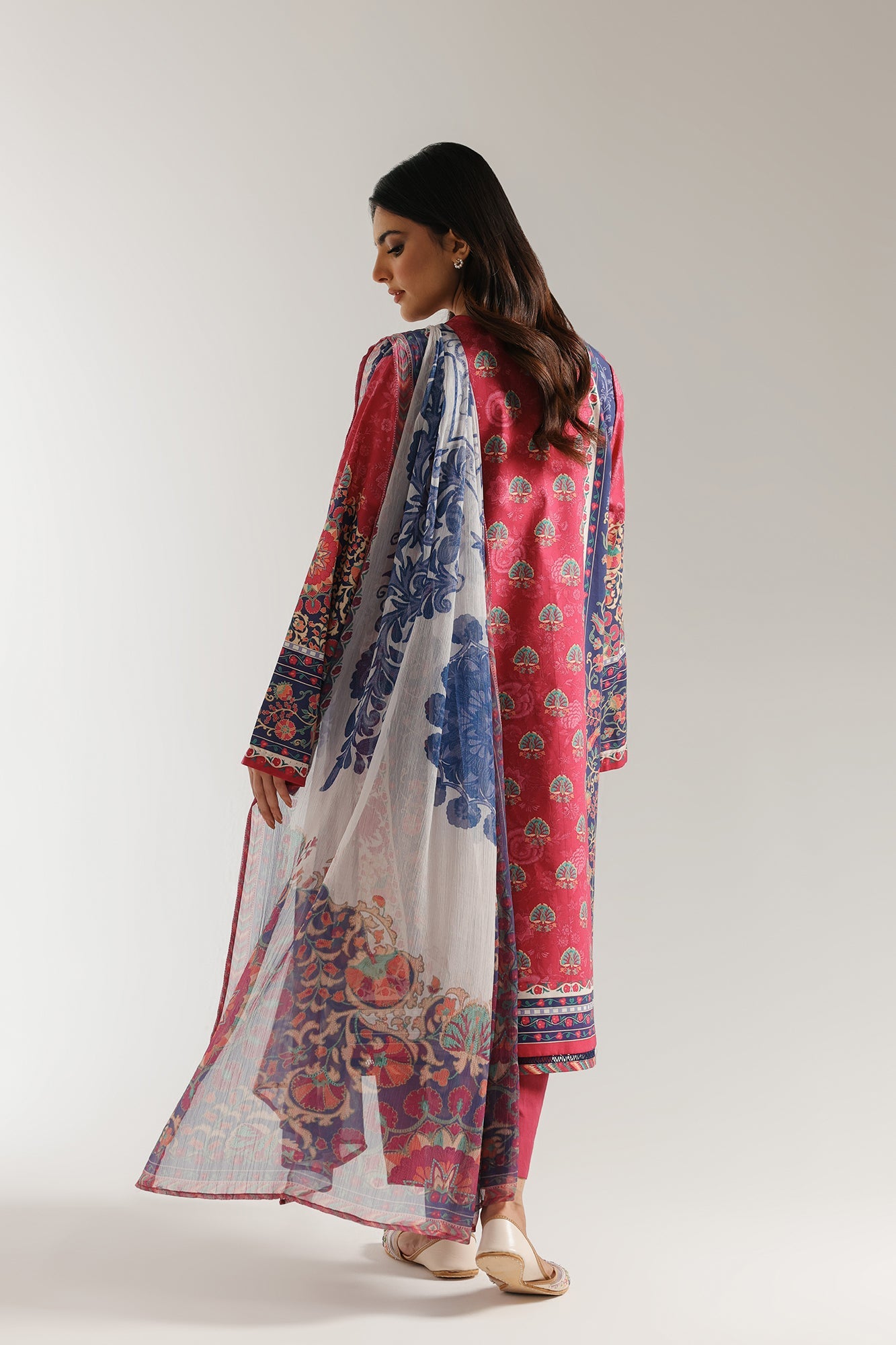 EMBROIDERED SUIT (E0712/203/525)