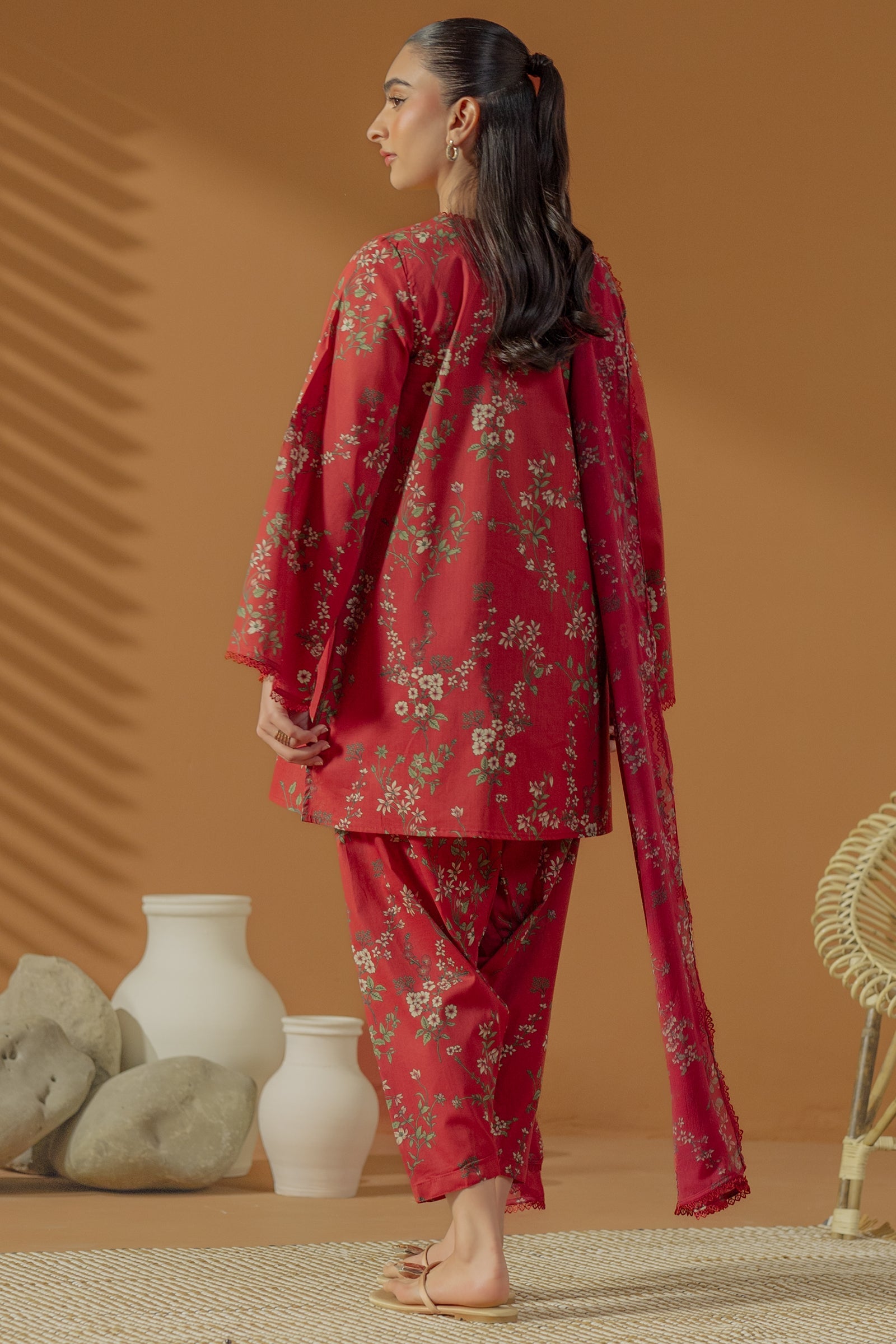 https://cdn.shopify.com/s/files/1/0568/3308/1529/files/E07124-RD0-4.jpg?v=1777556723