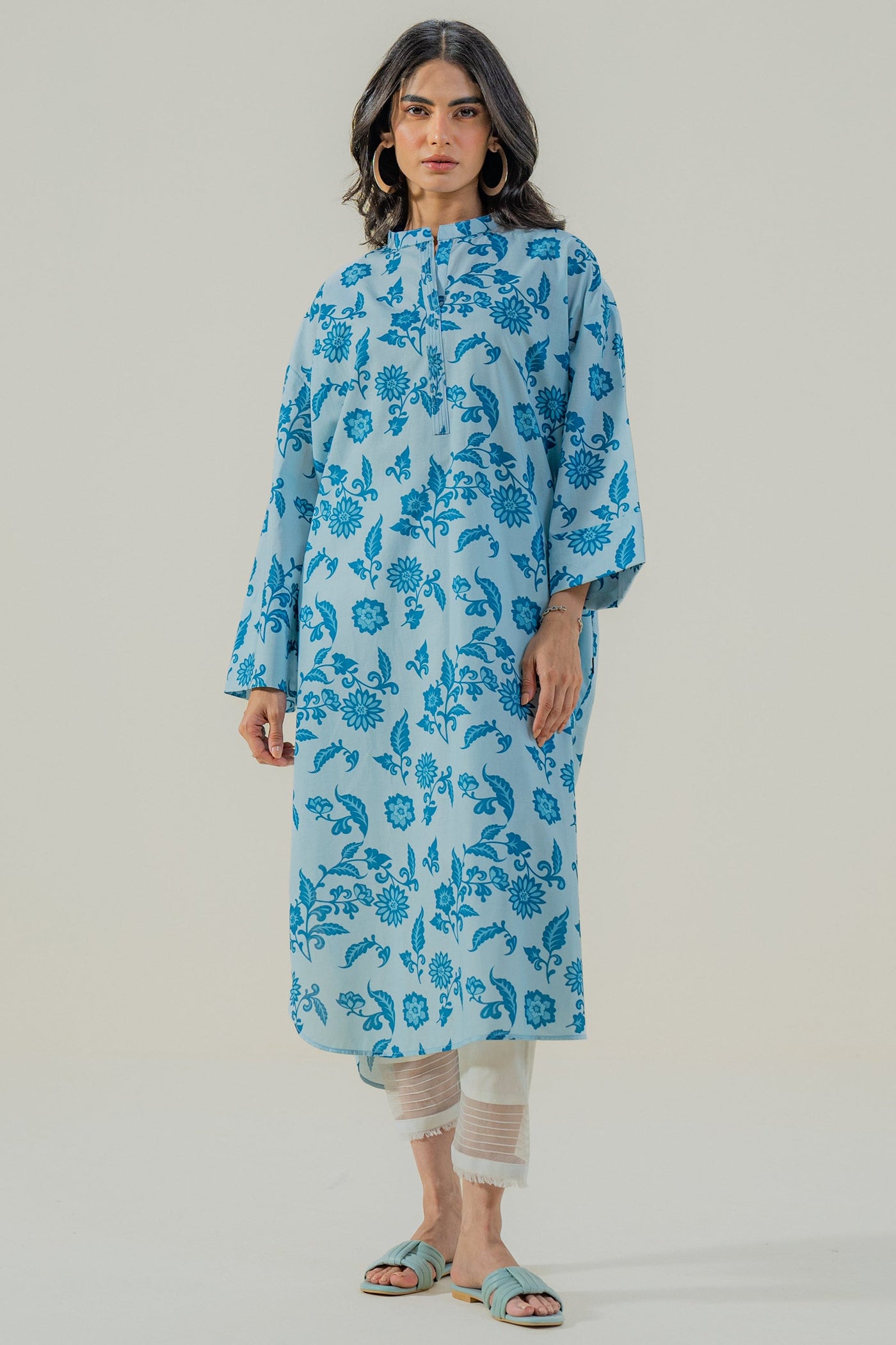 https://cdn.shopify.com/s/files/1/0568/3308/1529/files/E07175-SB0-2.jpg?v=1780658634