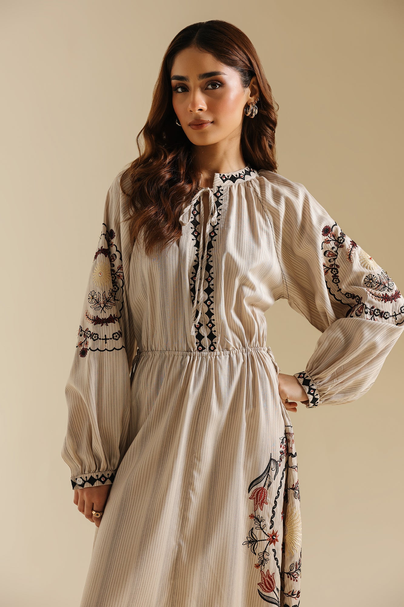 https://cdn.shopify.com/s/files/1/2290/7917/files/E0718-119-004_4.jpg?v=1772606450