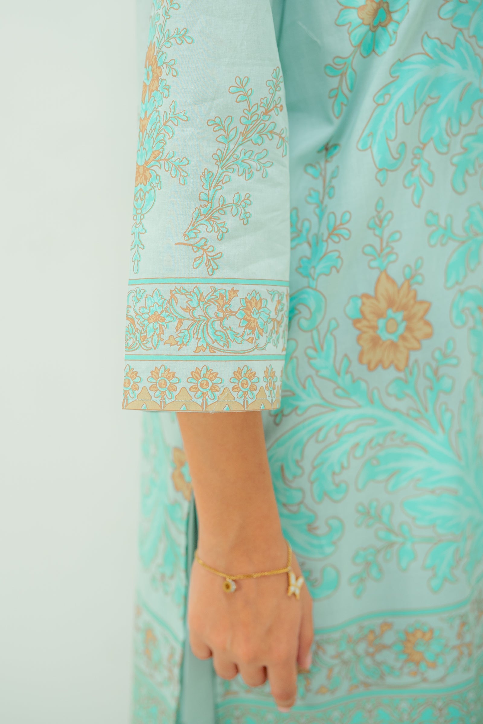 Damask 2 piece