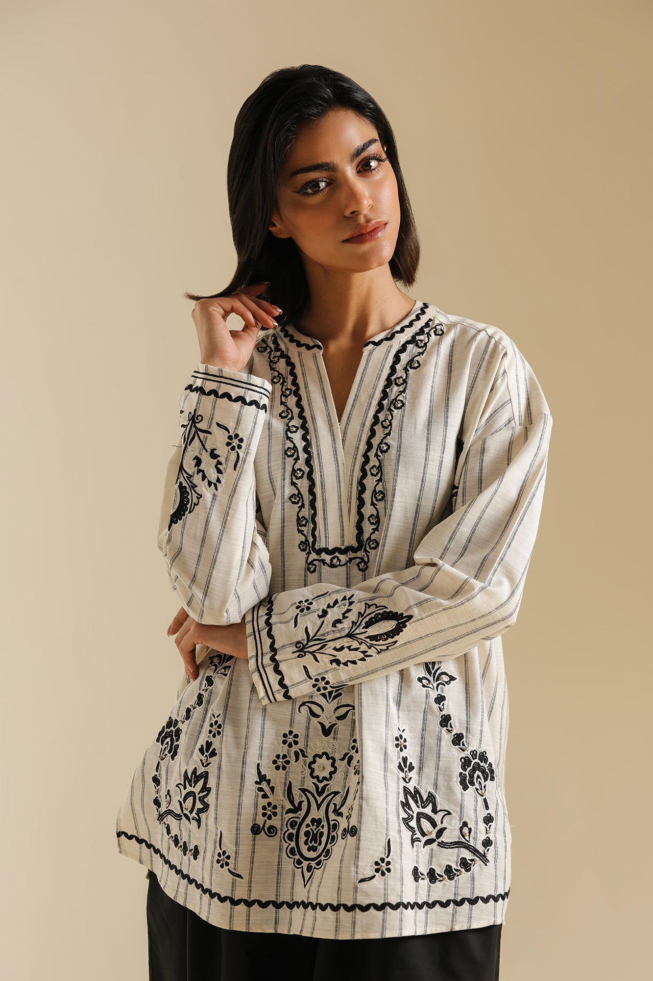 KURTI (E0743/119/002)