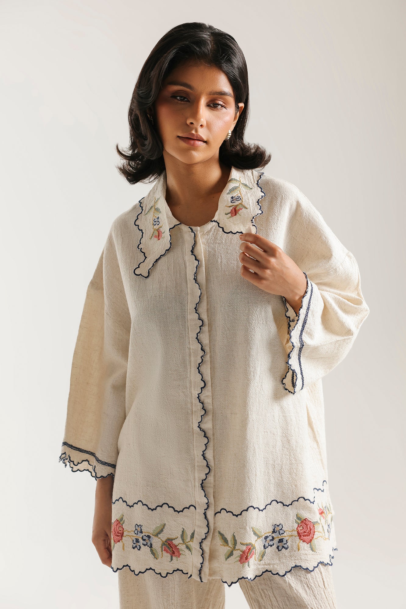 https://cdn.shopify.com/s/files/1/2290/7917/files/E0765-106-005_4_9ce1a006-d470-4874-bb33-3d663ae54a1b.jpg?v=1777877103