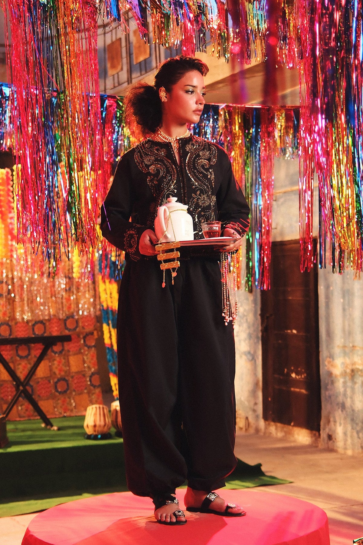 EMBROIDERED JACKET (E0765/119/901)