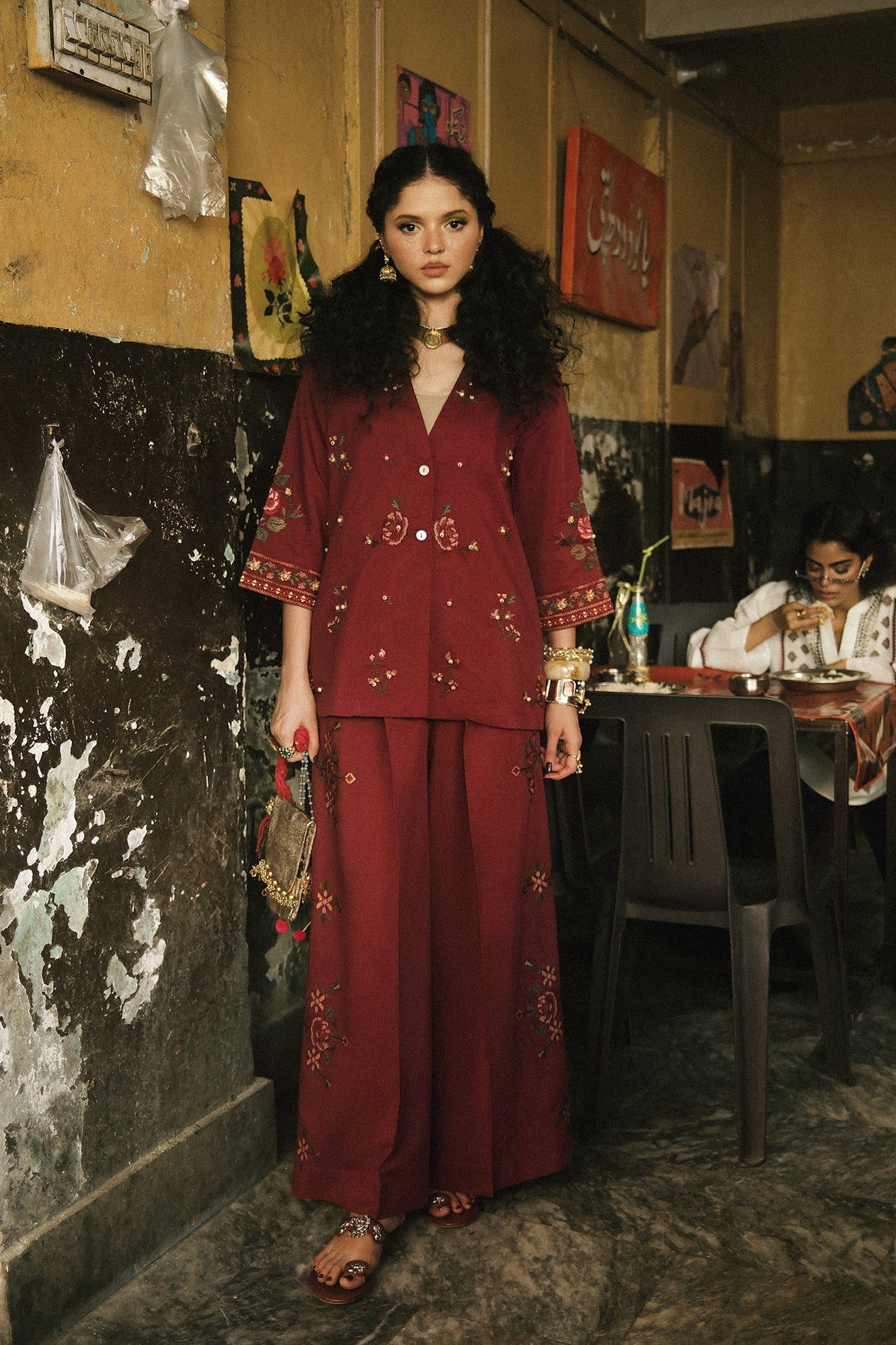 Ethnc - EMBROIDERED SUIT