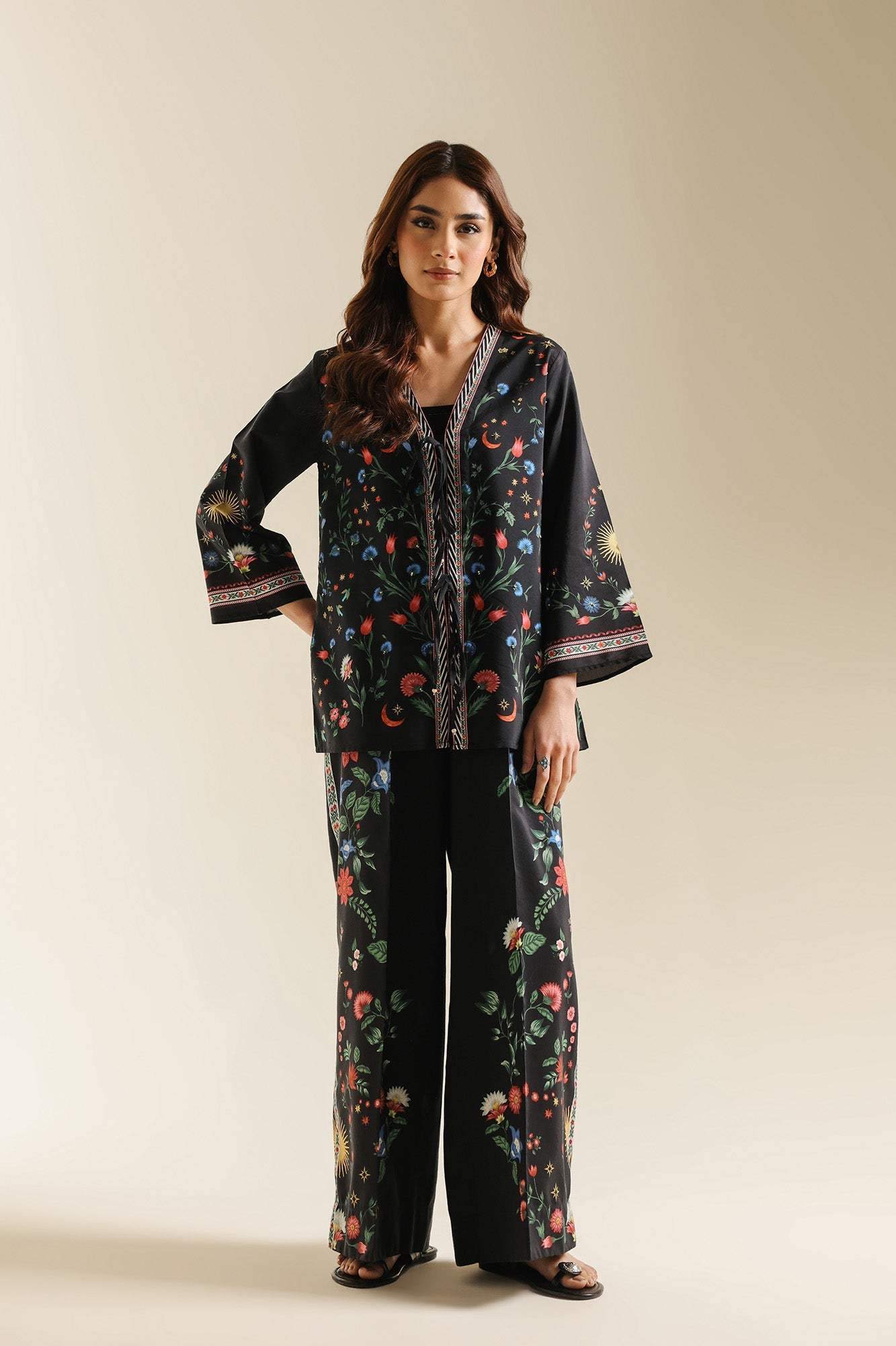 https://cdn.shopify.com/s/files/1/2290/7917/files/E0774-119-902_1.jpg?v=1771219370