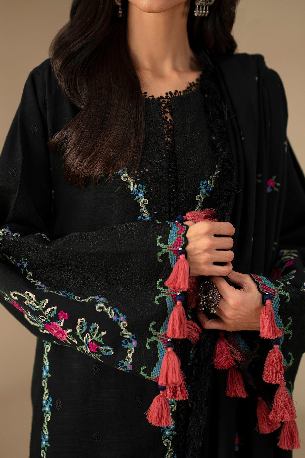 EMBROIDERED SUIT (E0787/203/902)