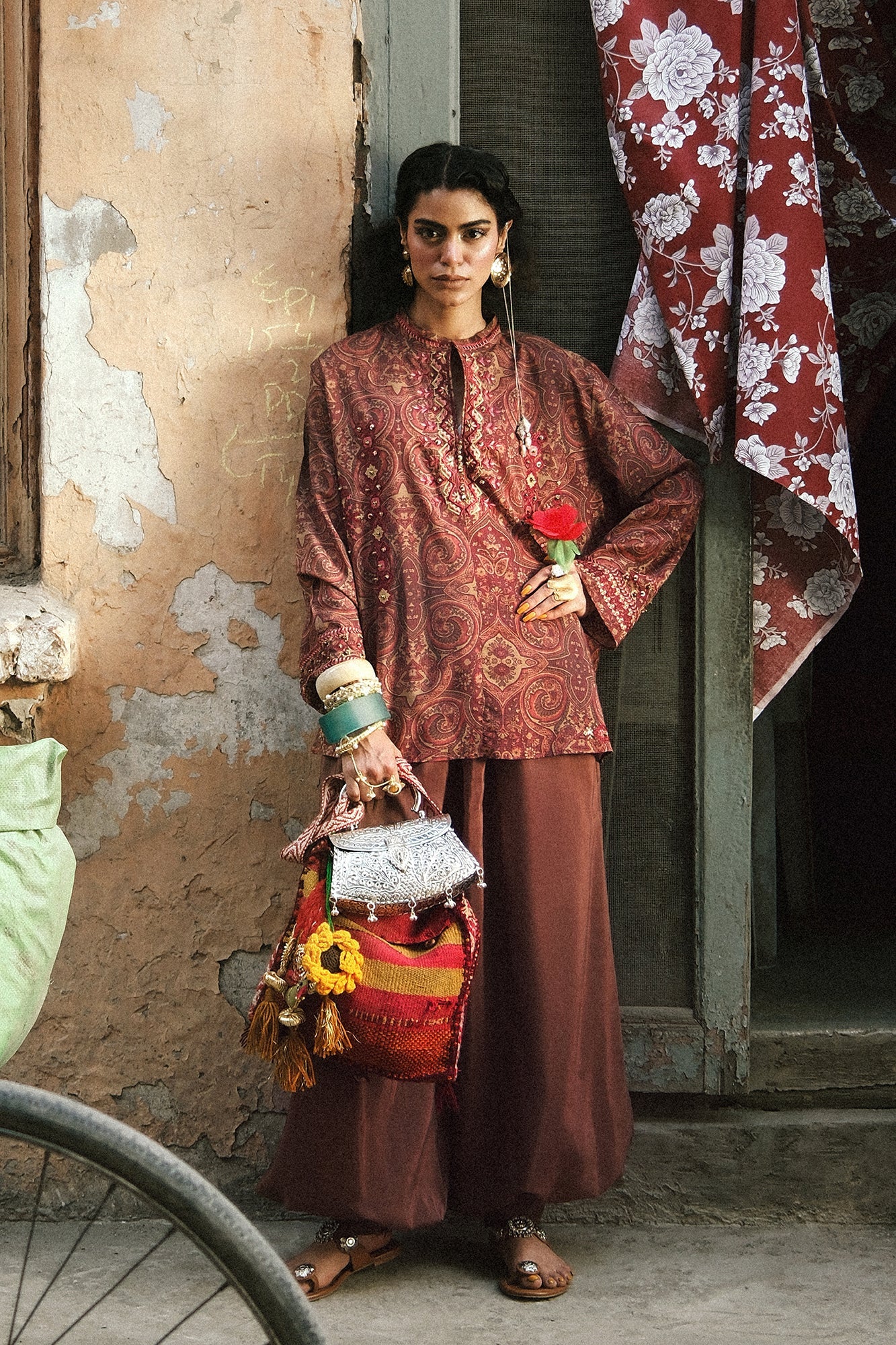 EMBROIDERED SHIRT (E0792/119/305)