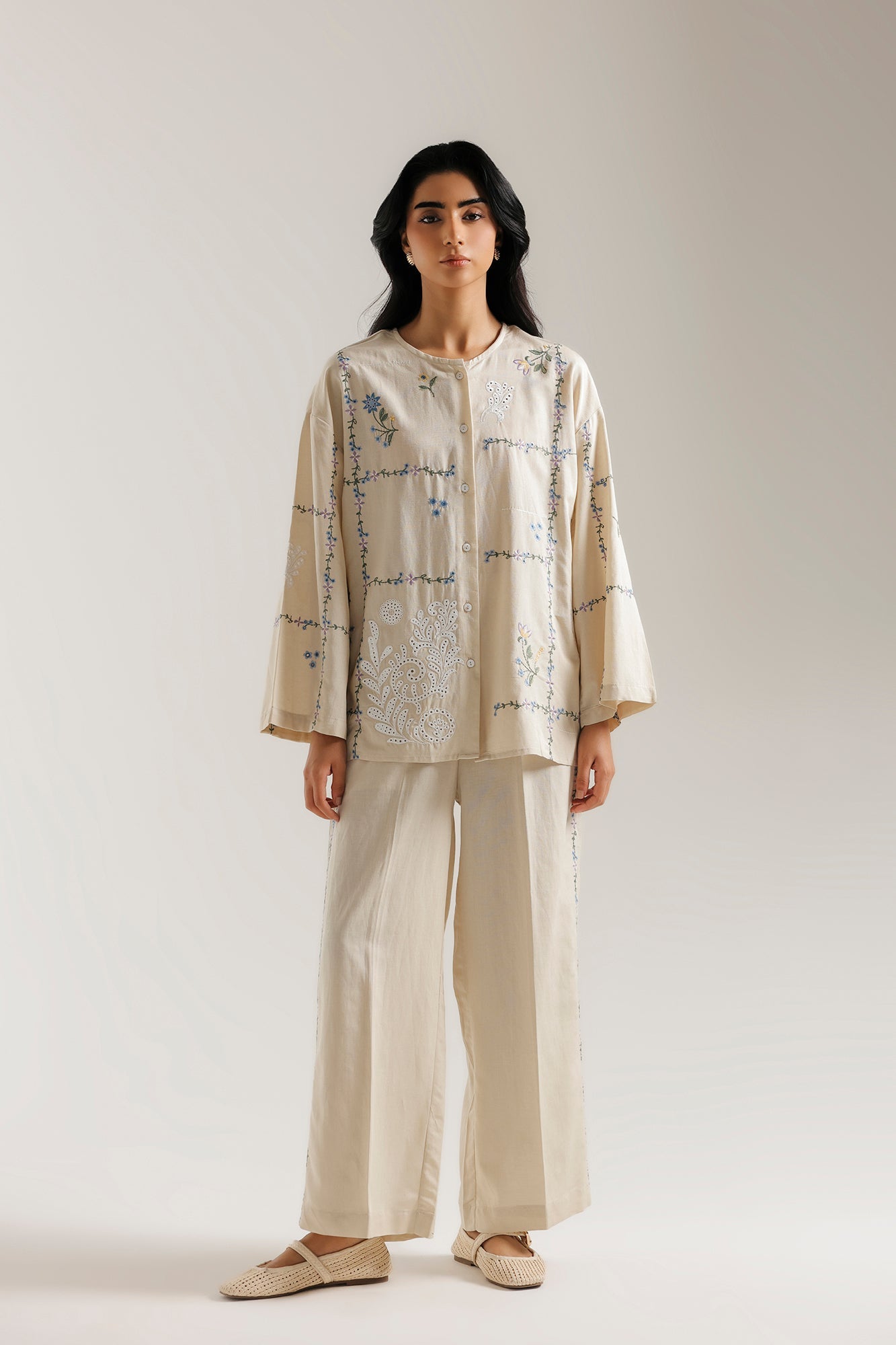 EMBROIDERED SUIT (E0804-106-005)