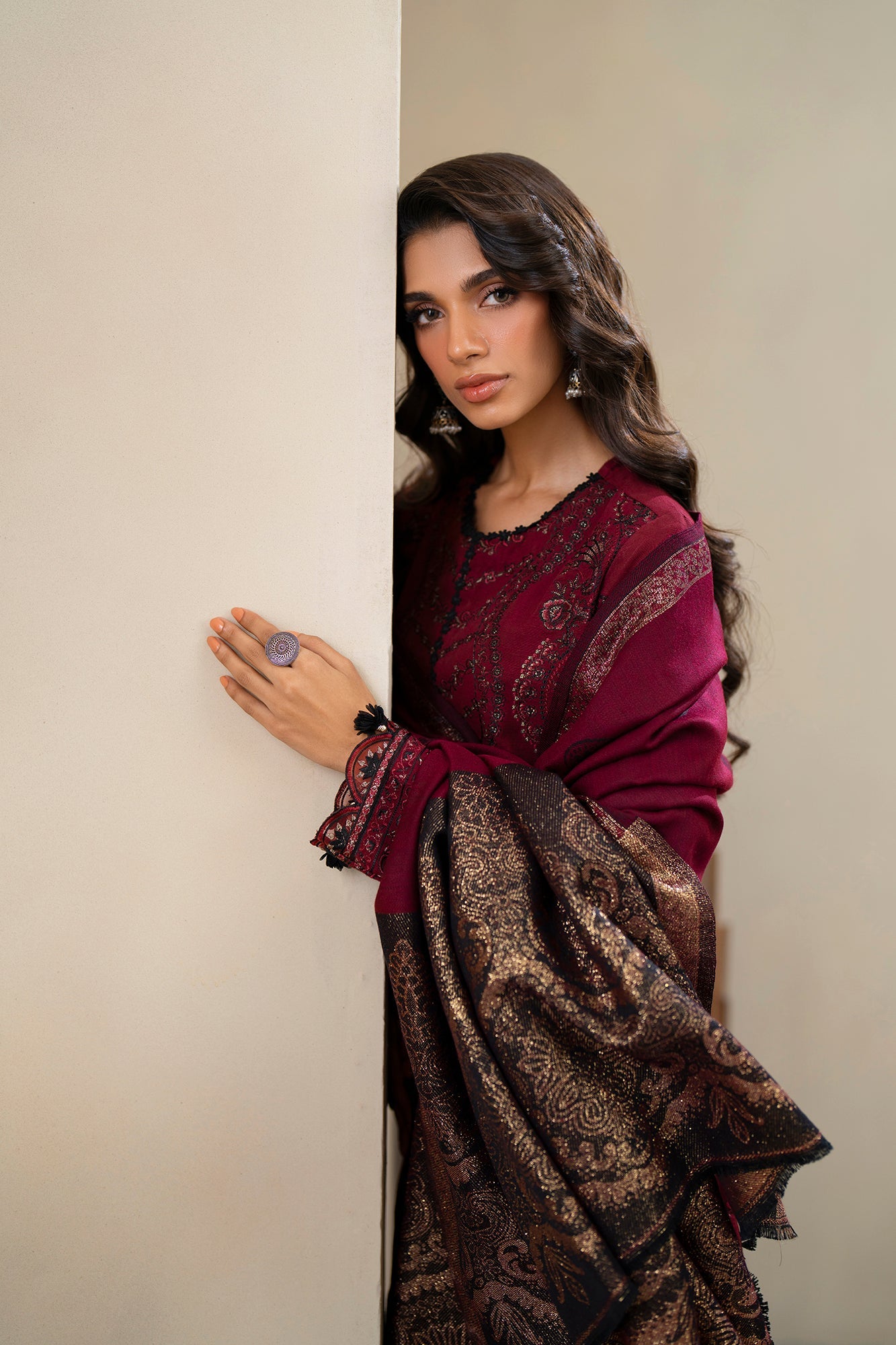 EMBROIDERED SUIT (E0804/203/302)