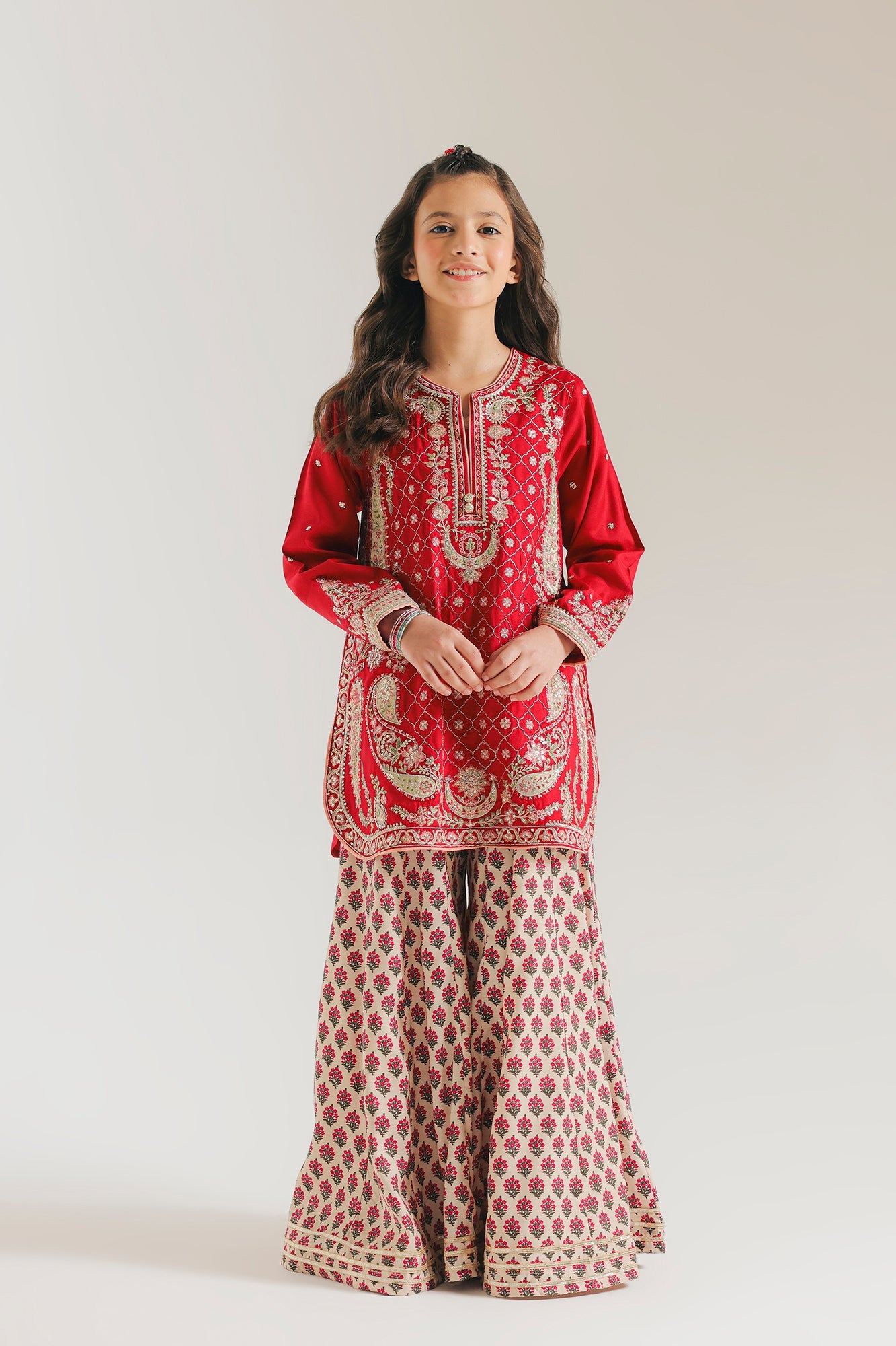 EMBROIDERED SUIT (E0807/404/301 E0807/304/301)