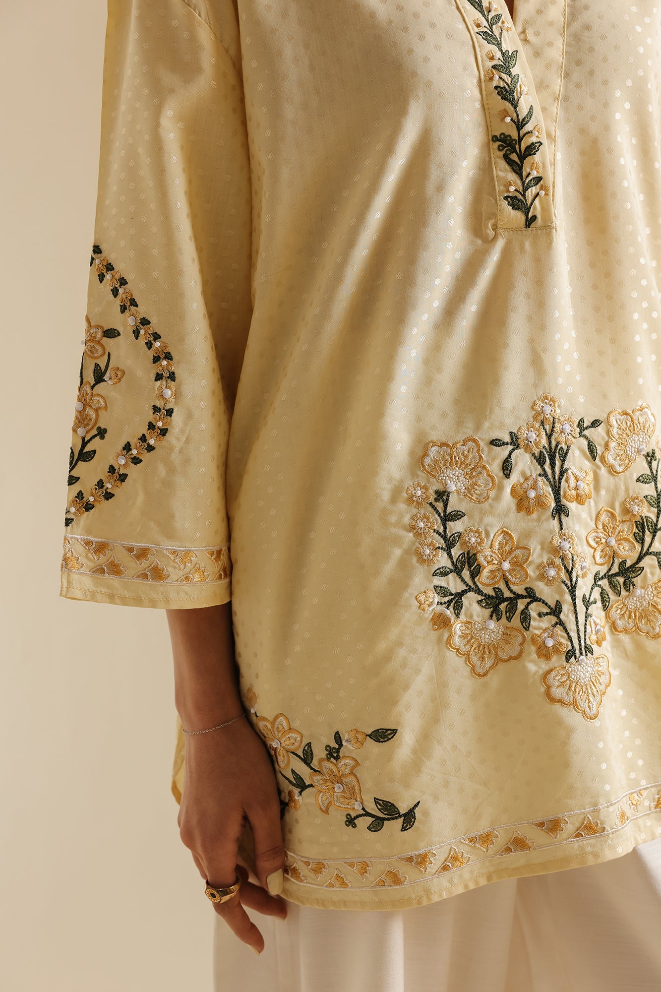 KURTI (E0817/119/226)