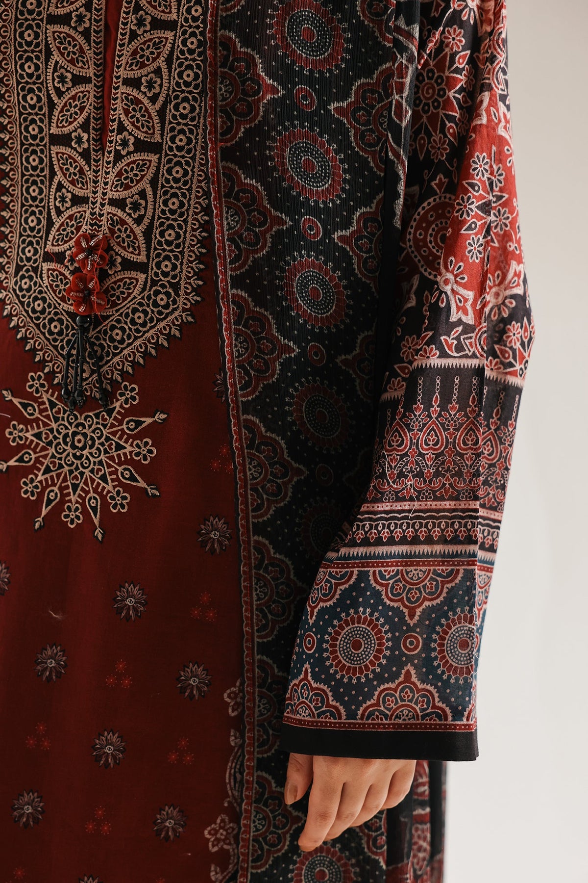 PRINTED SUIT (E0822/203/305)