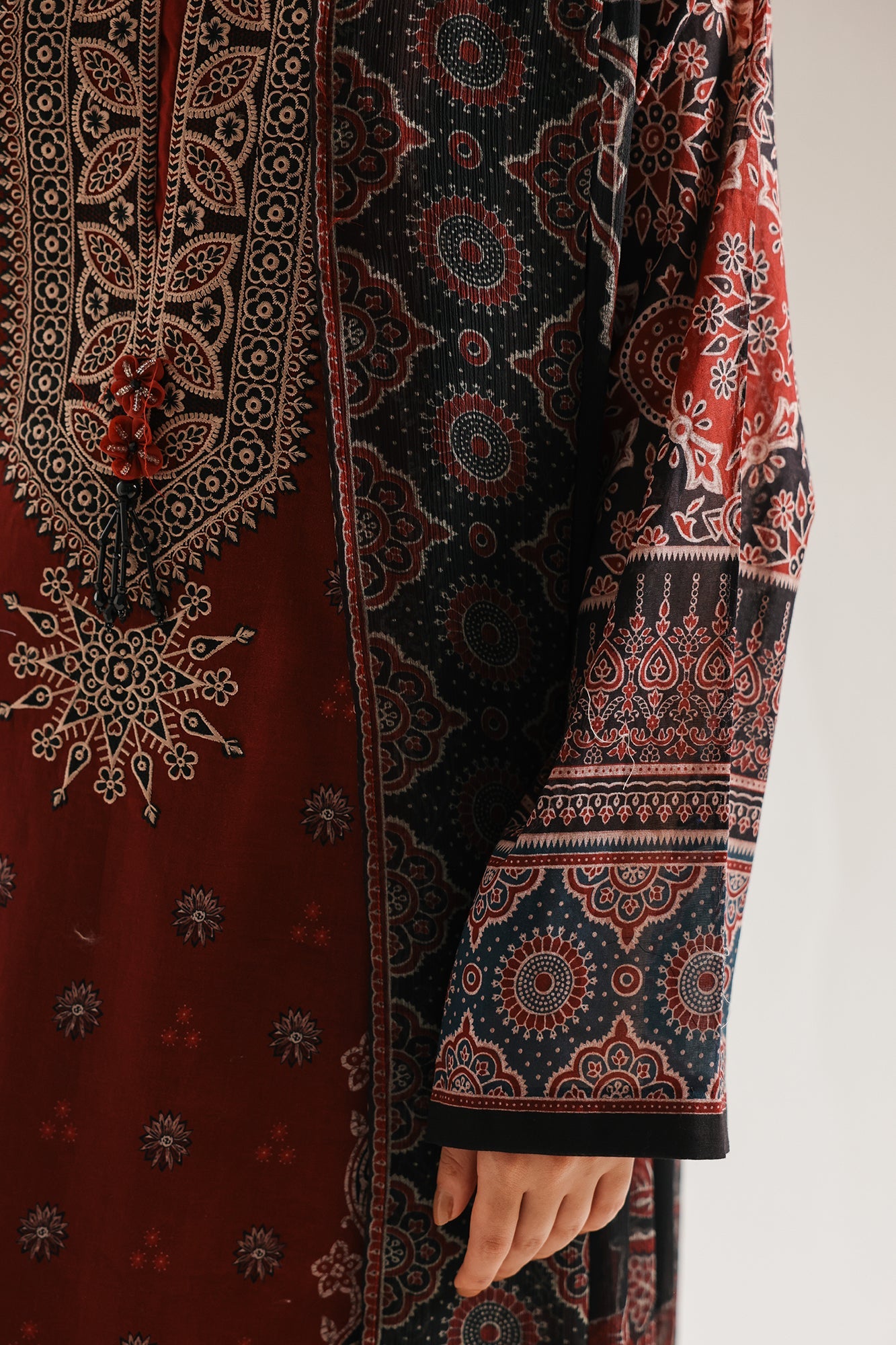 PRINTED SUIT (E0822/203/305)