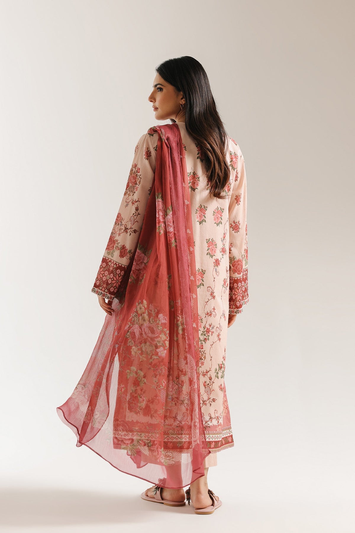 EMBROIDERED SUIT (E0826/203/527)