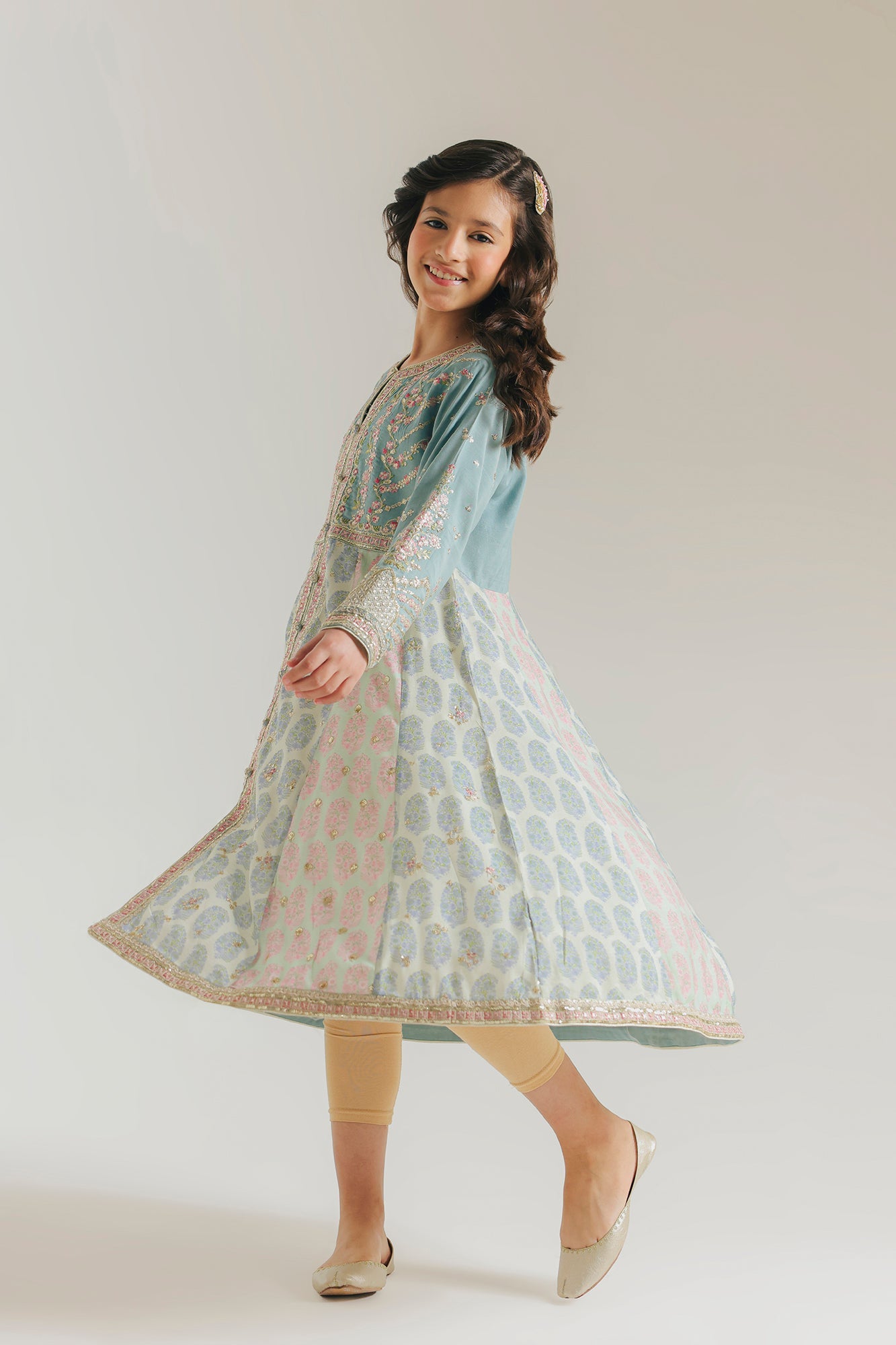 EMBROIDERED DRESS (E0826/404/718 E0826/304/718)