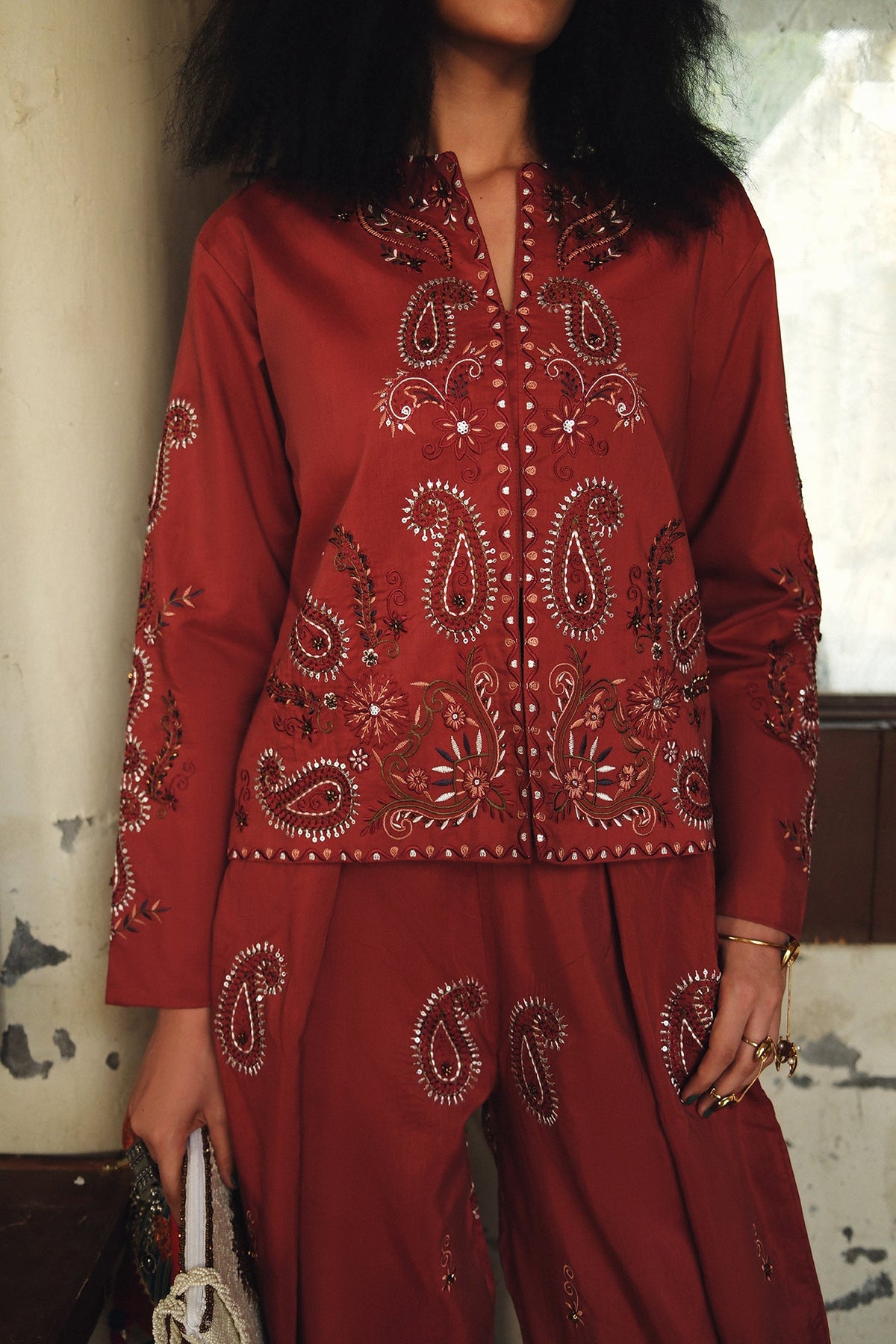 EMBROIDERED SUIT (E0827/119/209)