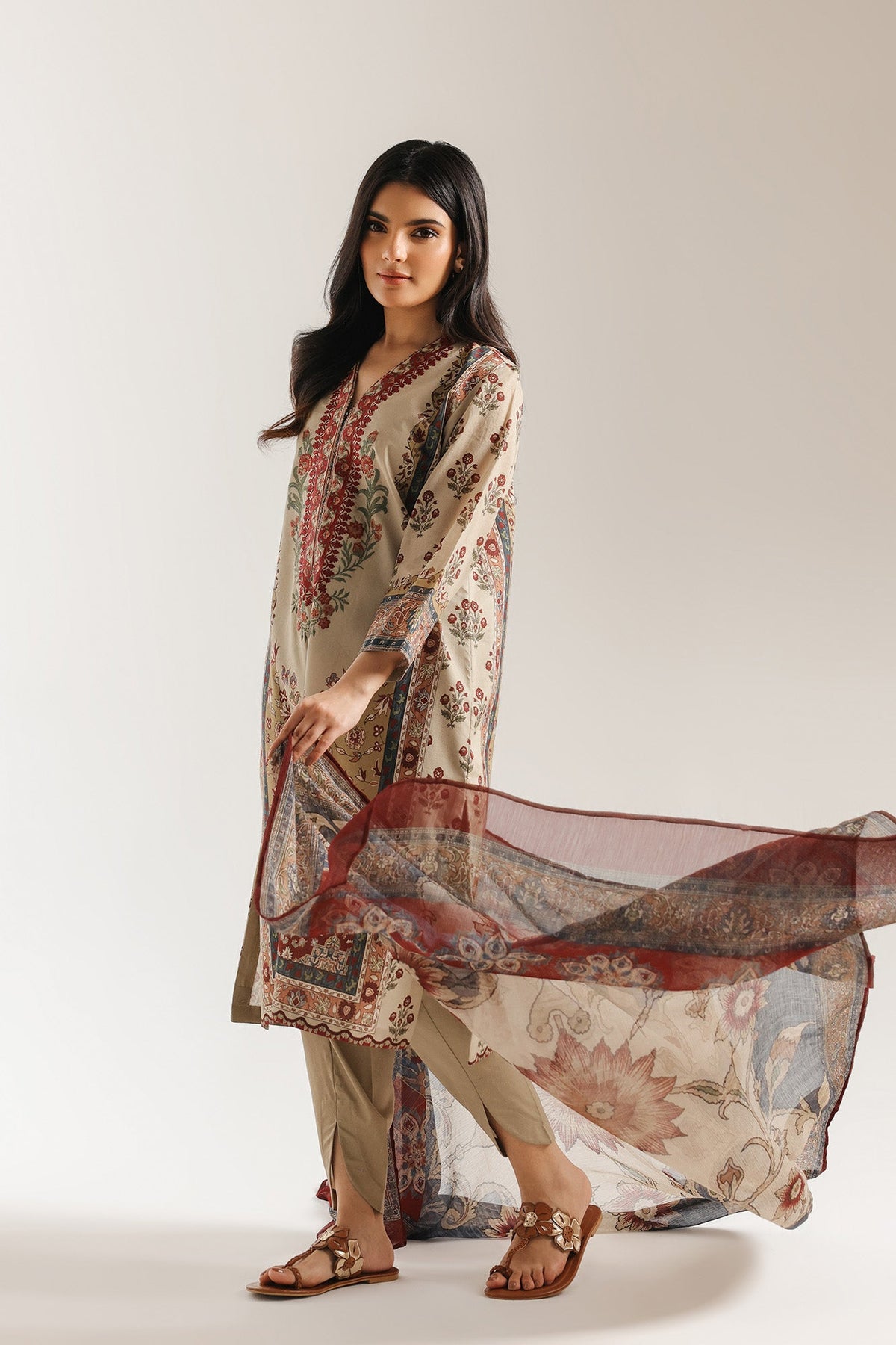 EMBROIDERED SUIT (E0829/203/007)