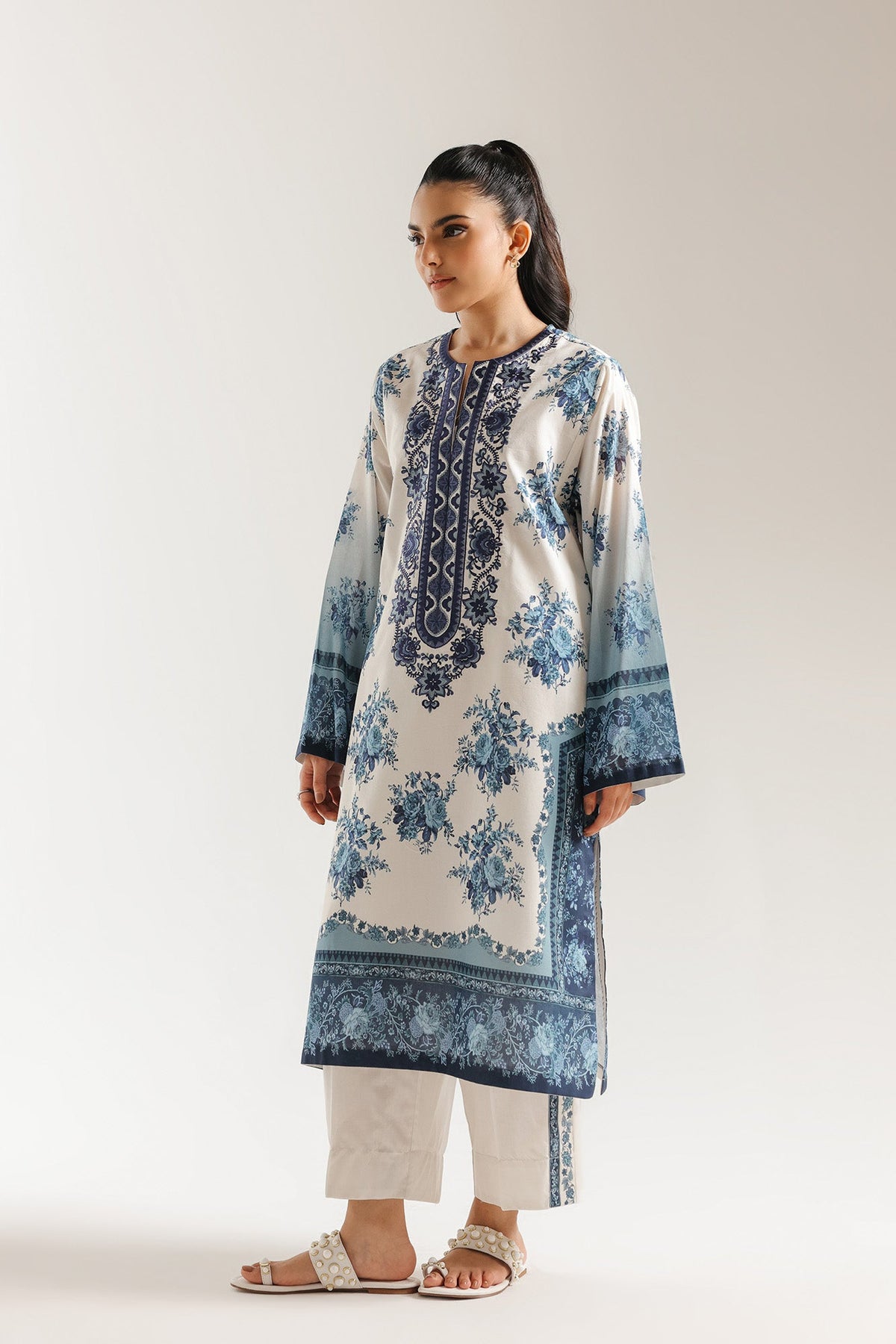 EMBROIDERED SUIT (E0830/203/603)