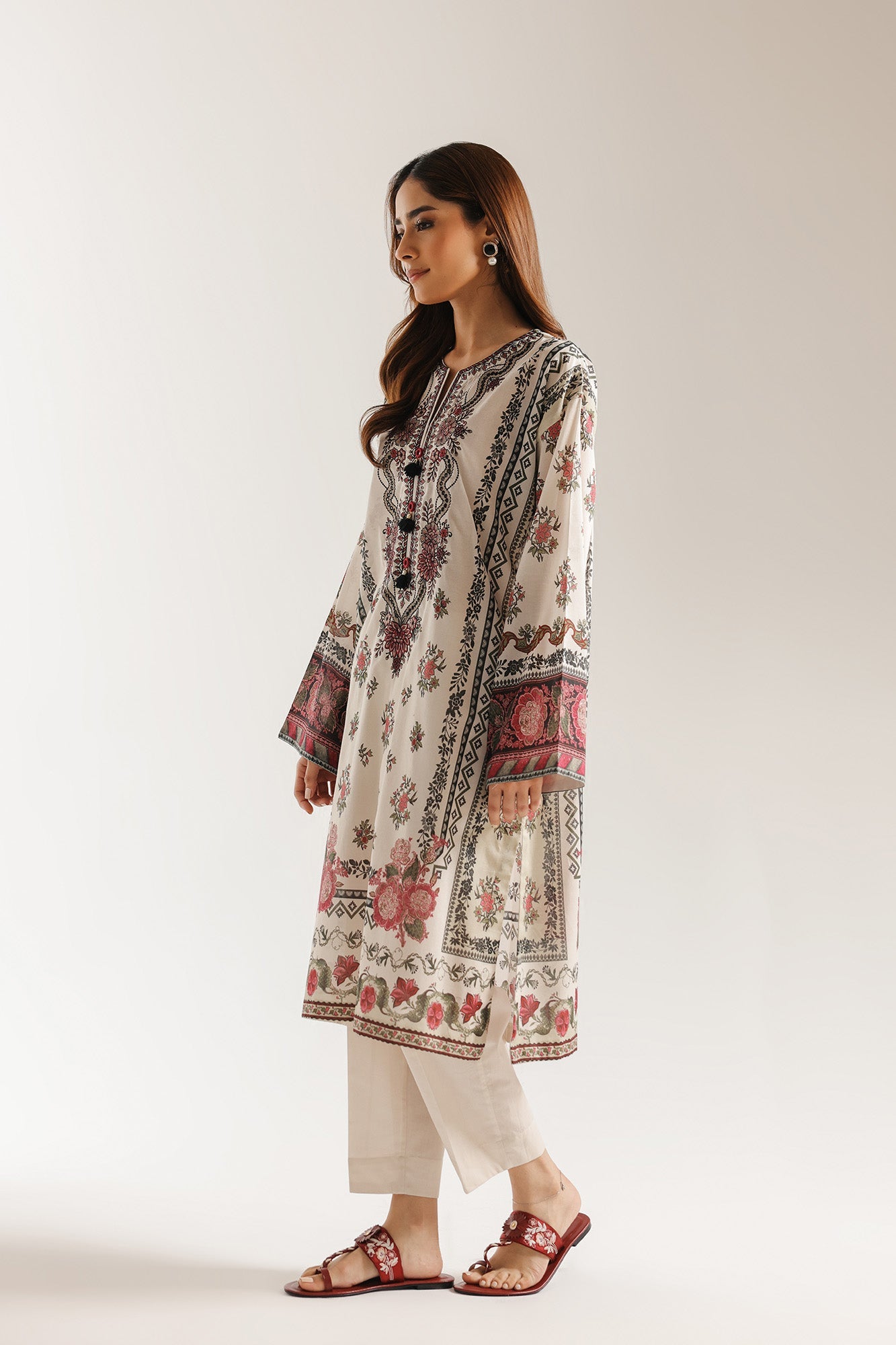 EMBROIDERED SUIT (E0831/203/006)
