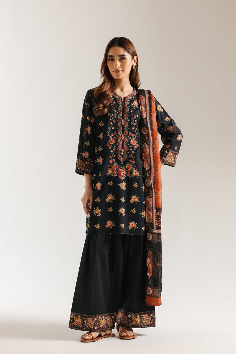 Embroidered Suit (E0833/203/902)