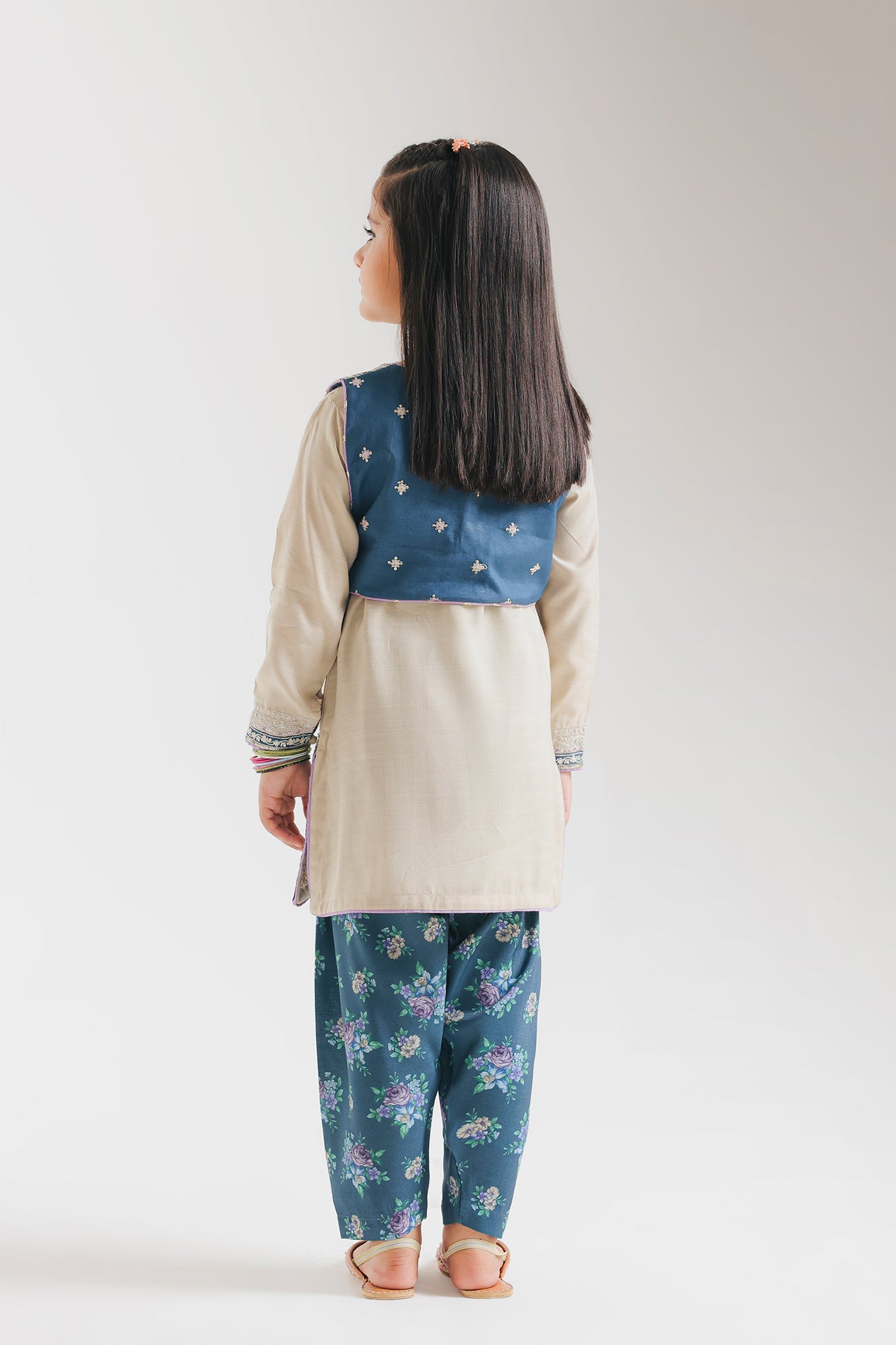https://cdn.shopify.com/s/files/1/2290/7917/files/E0833-404-226_3.jpg?v=1764221206