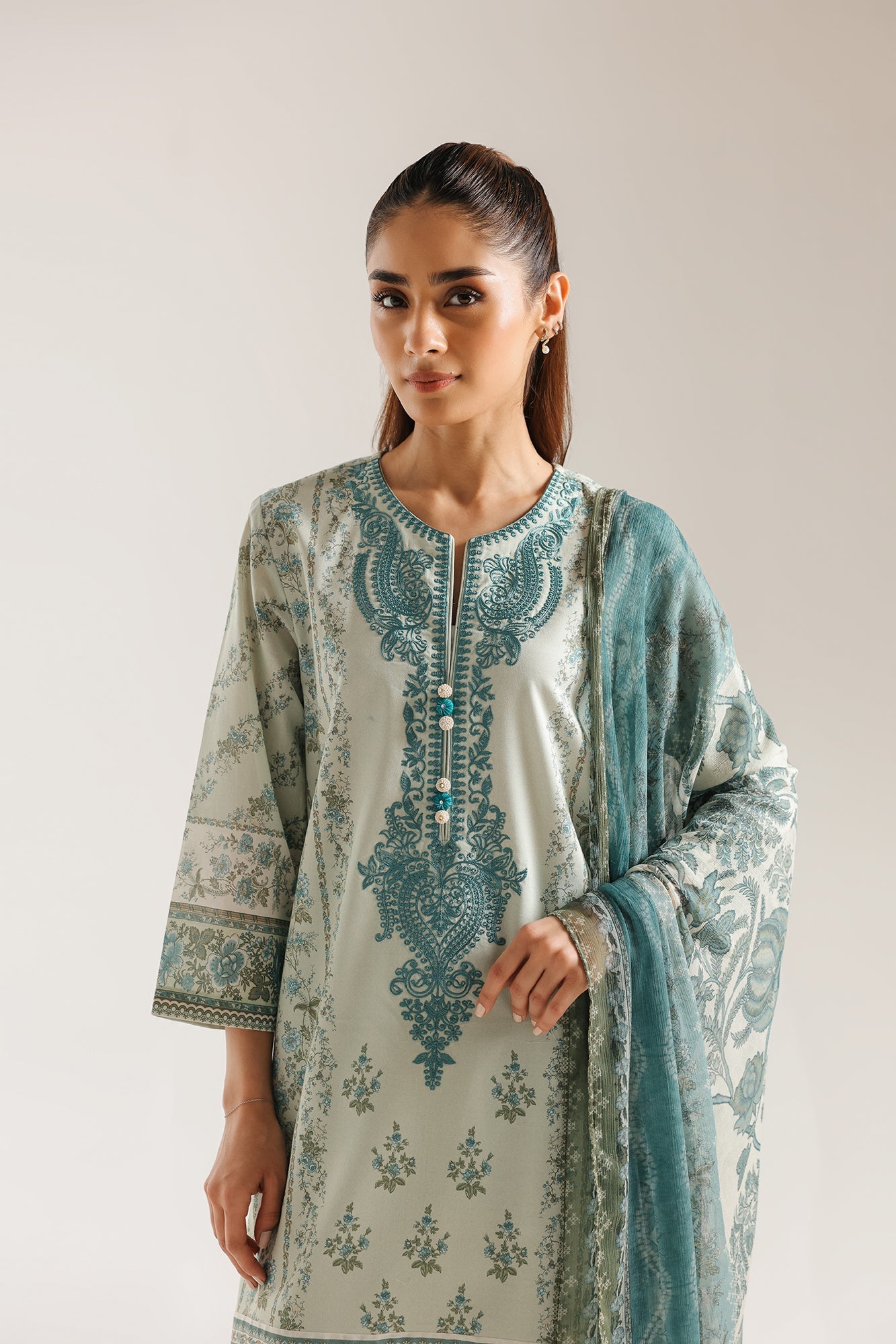 EMBROIDERED SUIT (E0837/203/719)