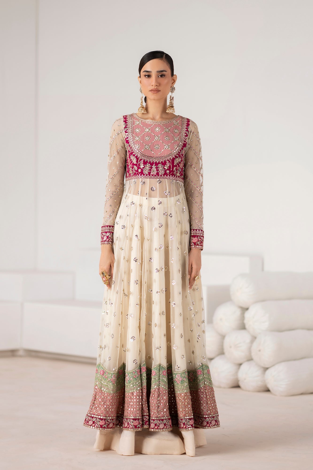 EMBROIDERED SUIT (E0839/104/006)