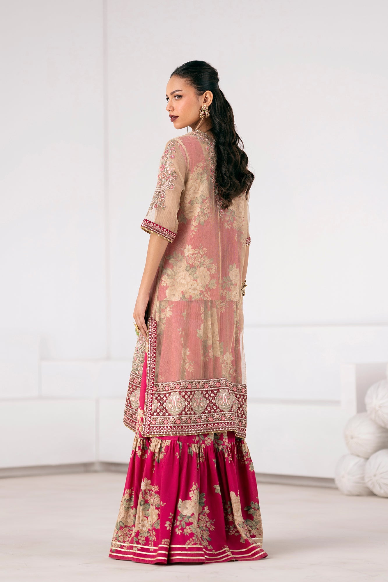 EMBROIDERED SUIT (E0841/104/006)