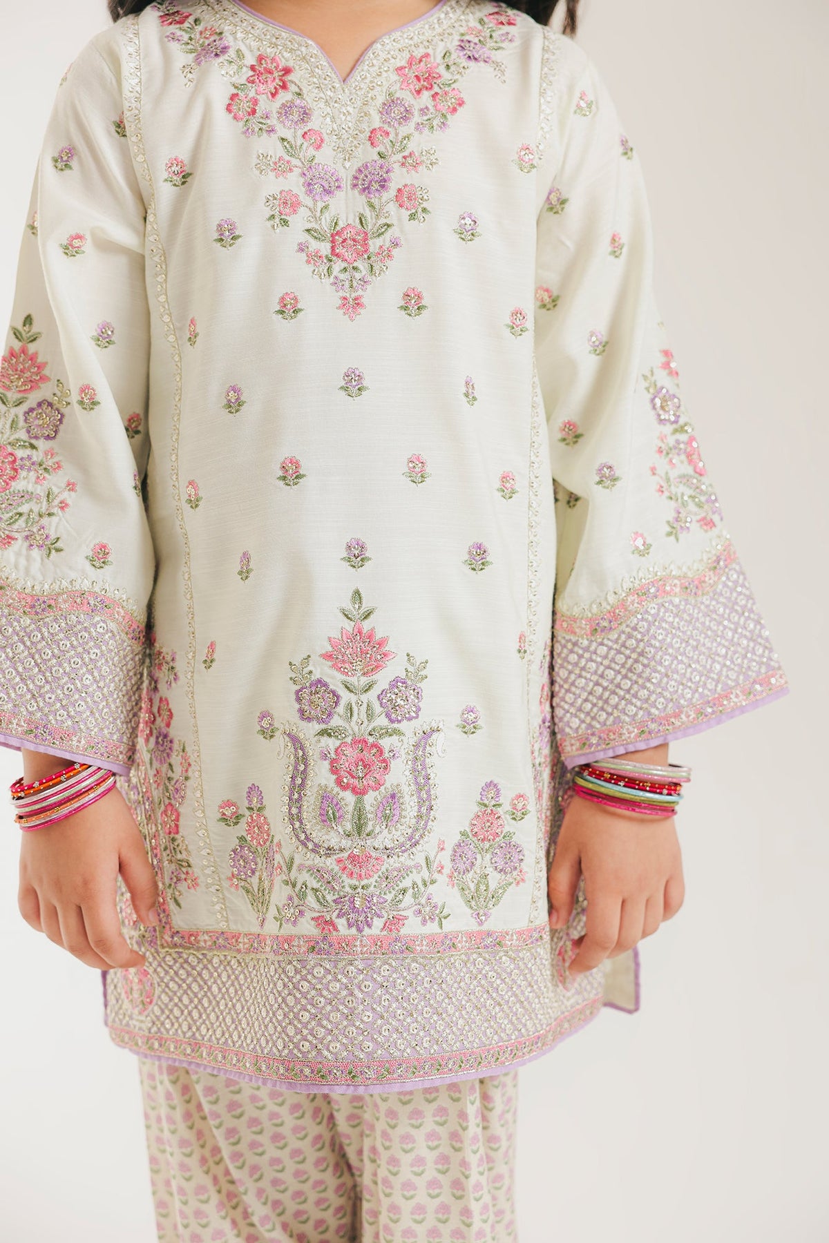 EMBROIDERED SUIT (E0842/404/003 E0842/304/003)