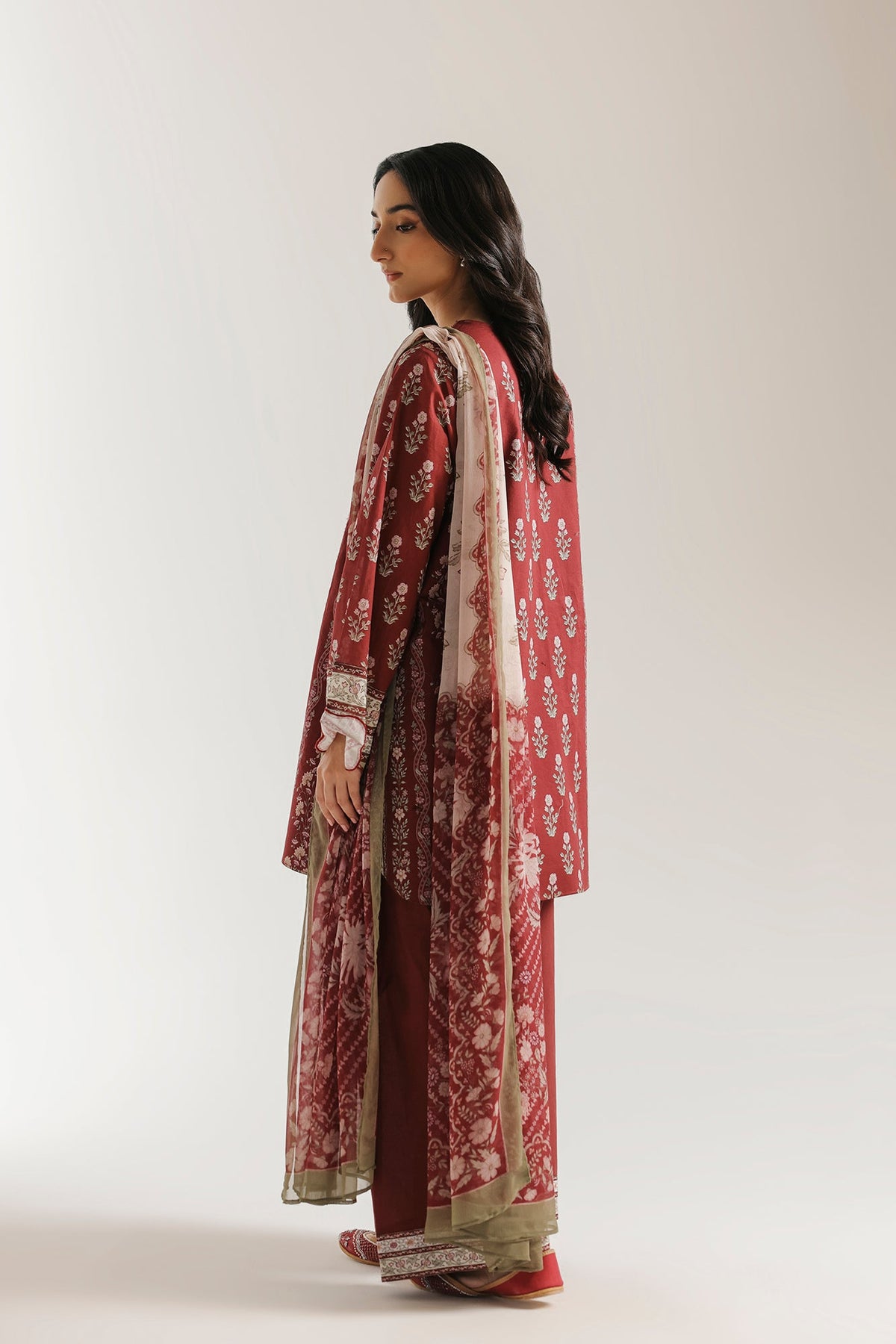 EMBROIDERED SUIT (E0843/203/403)