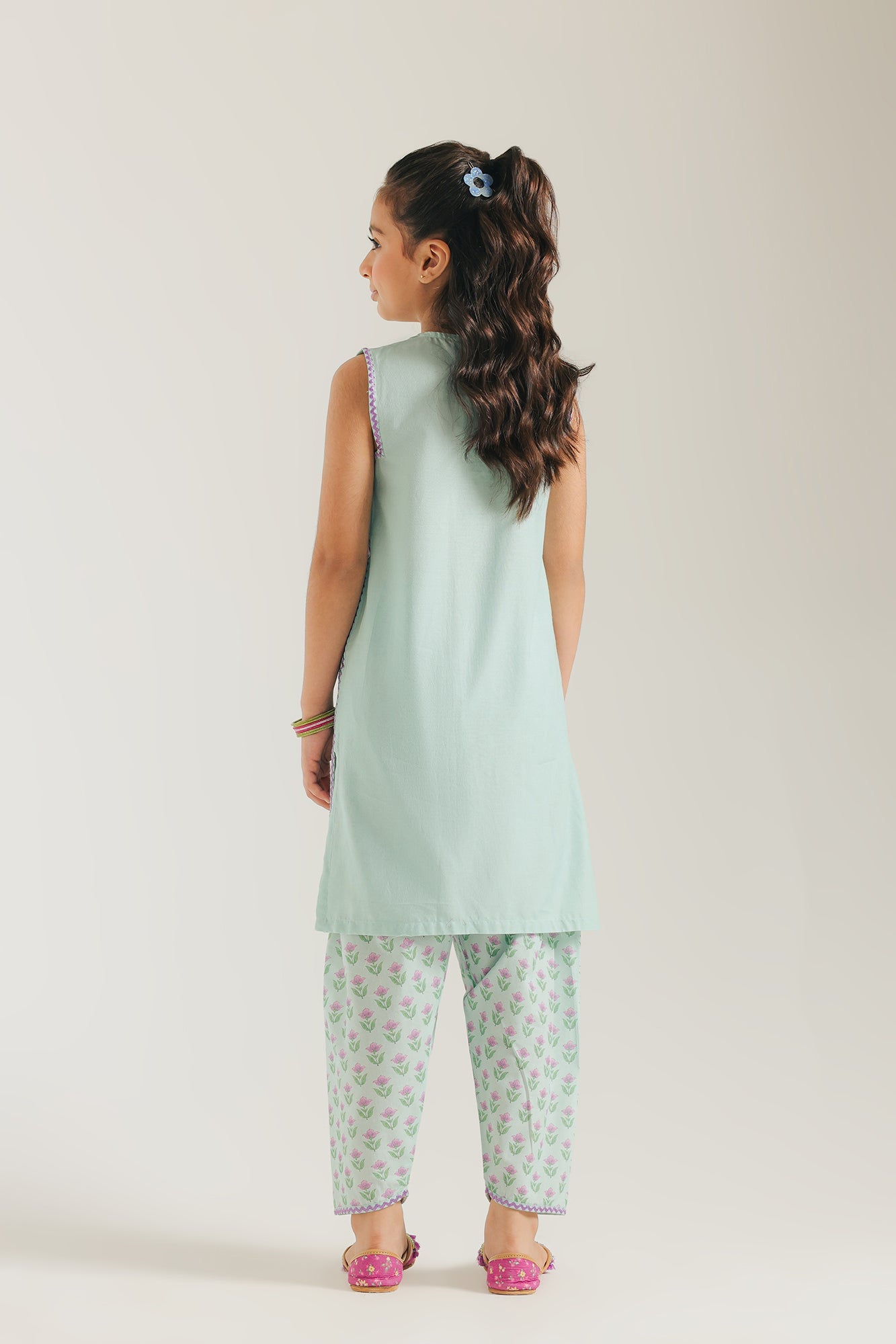 EMBROIDERED SUIT (E0852/404/720 E0852/304/720)