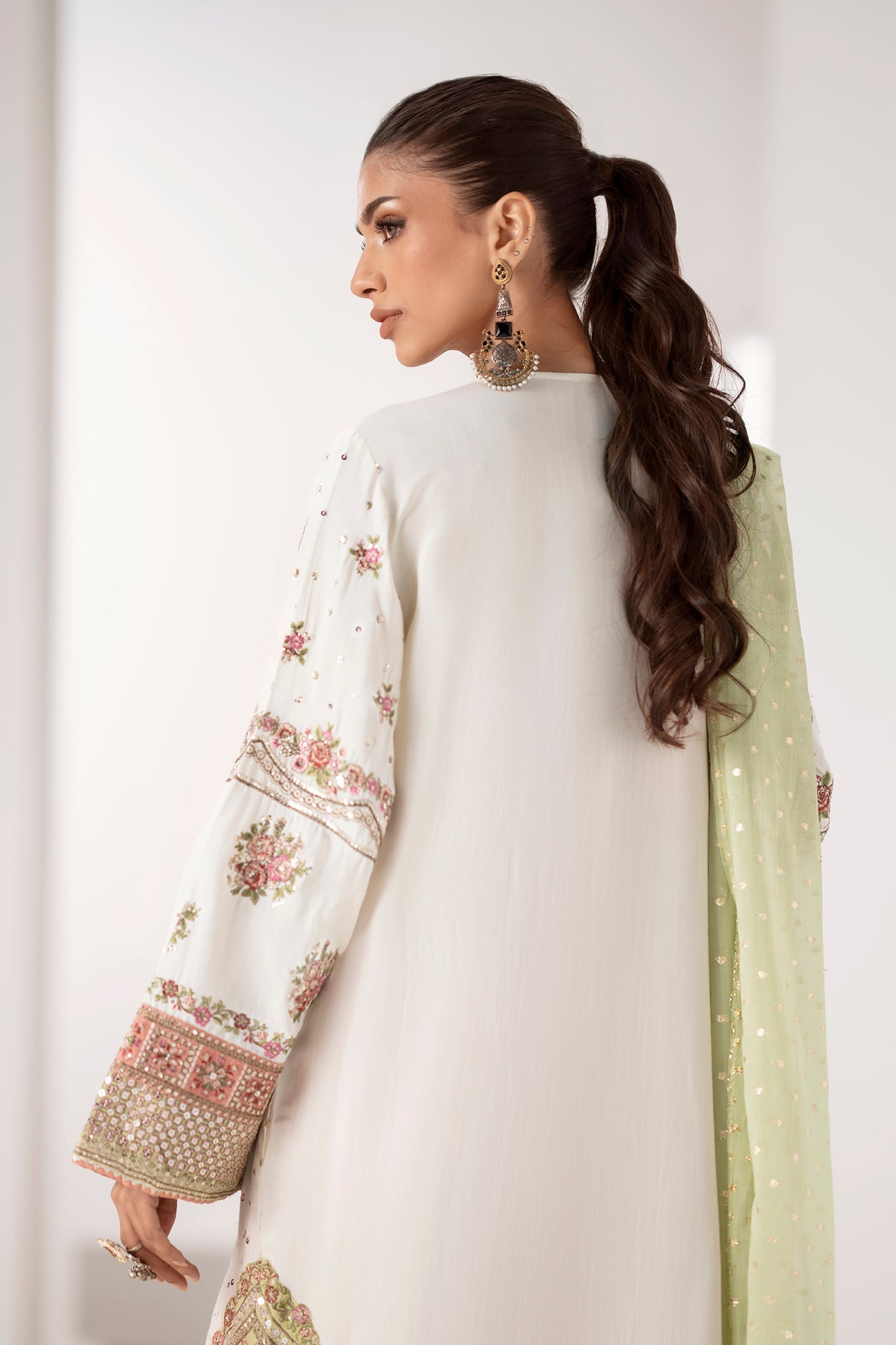 EMBROIDERED SUIT (E0855/104/002)