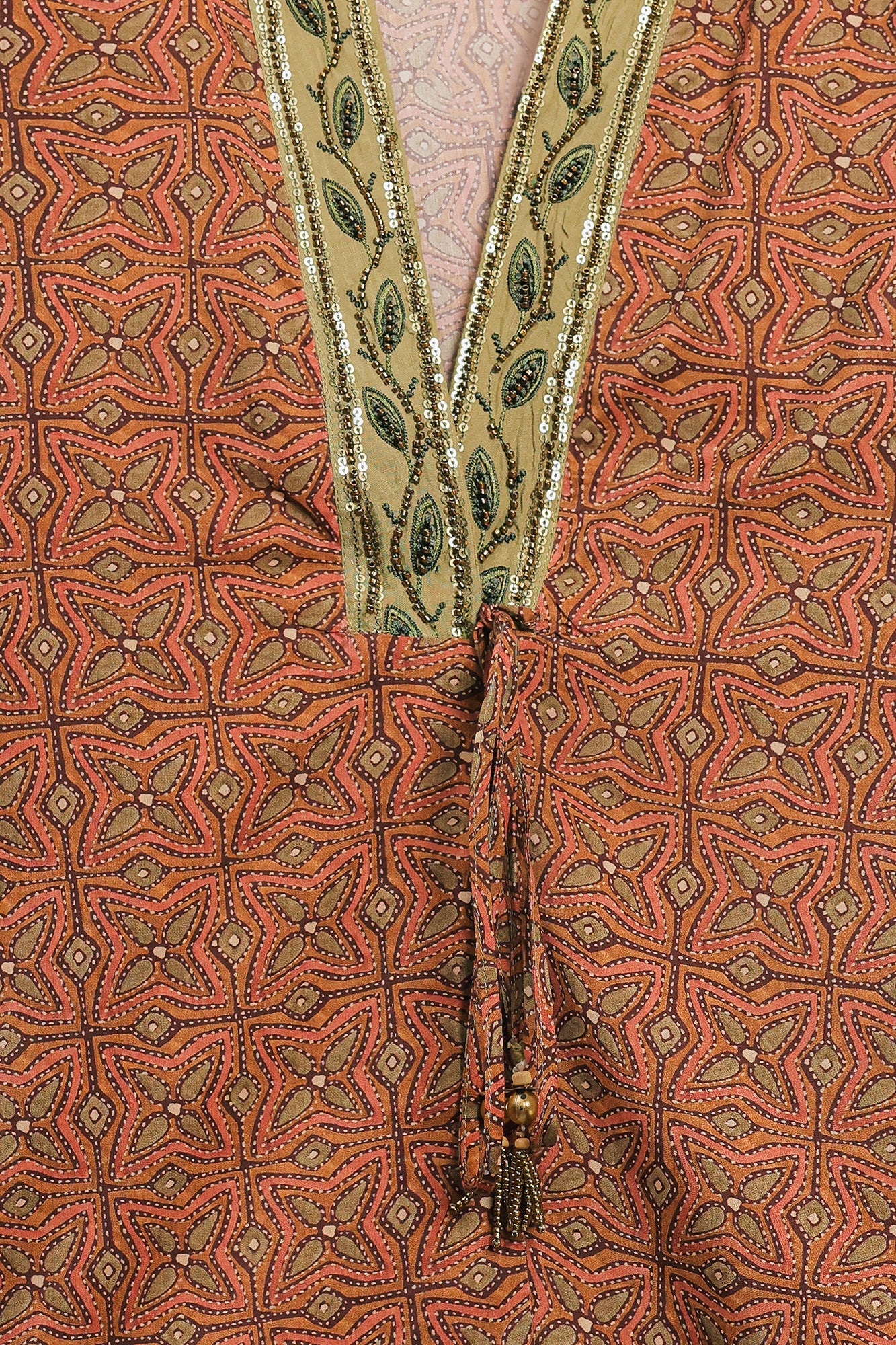 EMBROIDERED SUIT (E0874/119/821)