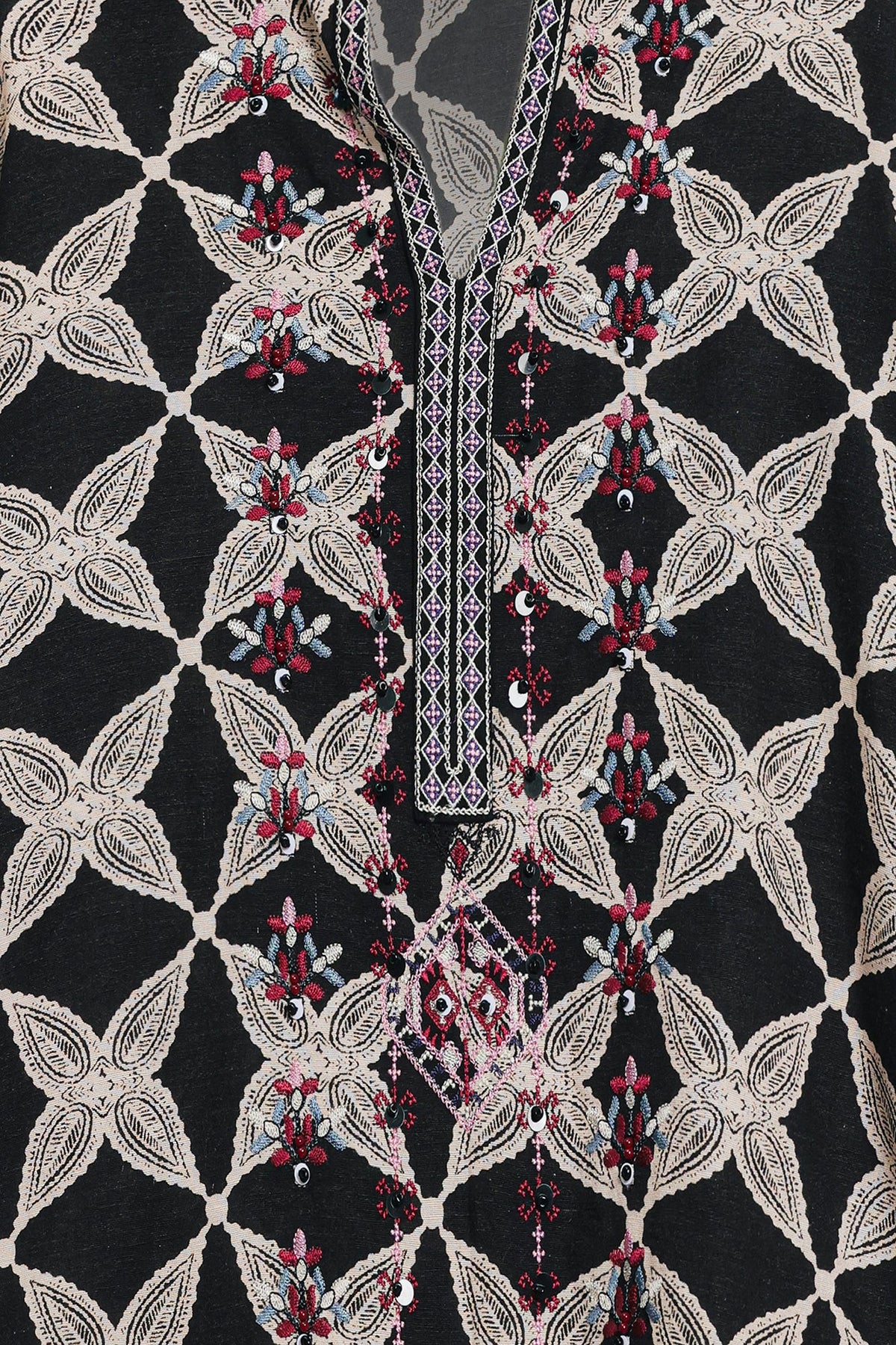 EMBROIDERED TOP (E0880/119/902)