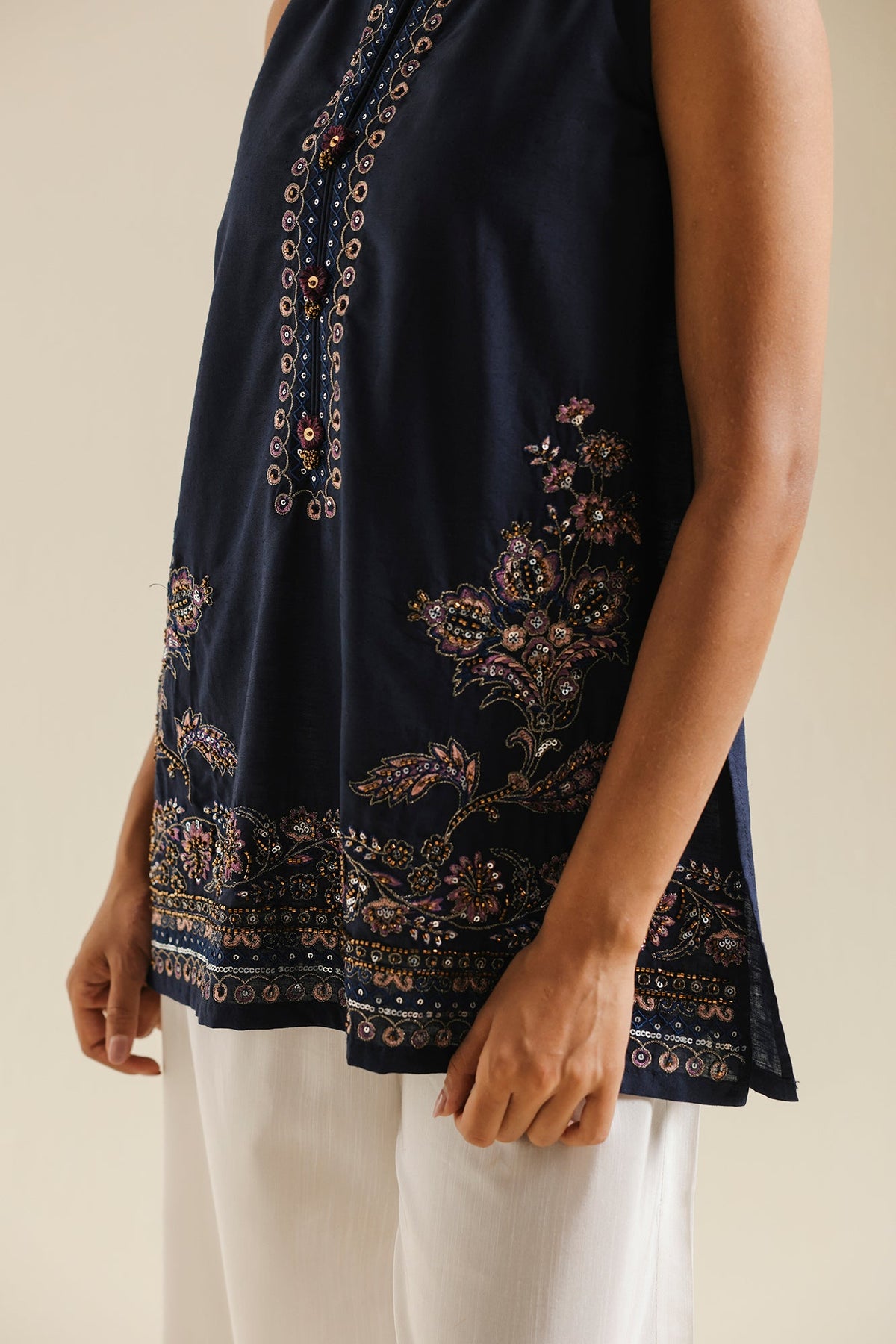 EMBROIDERED KURTI (E0887/119/619)