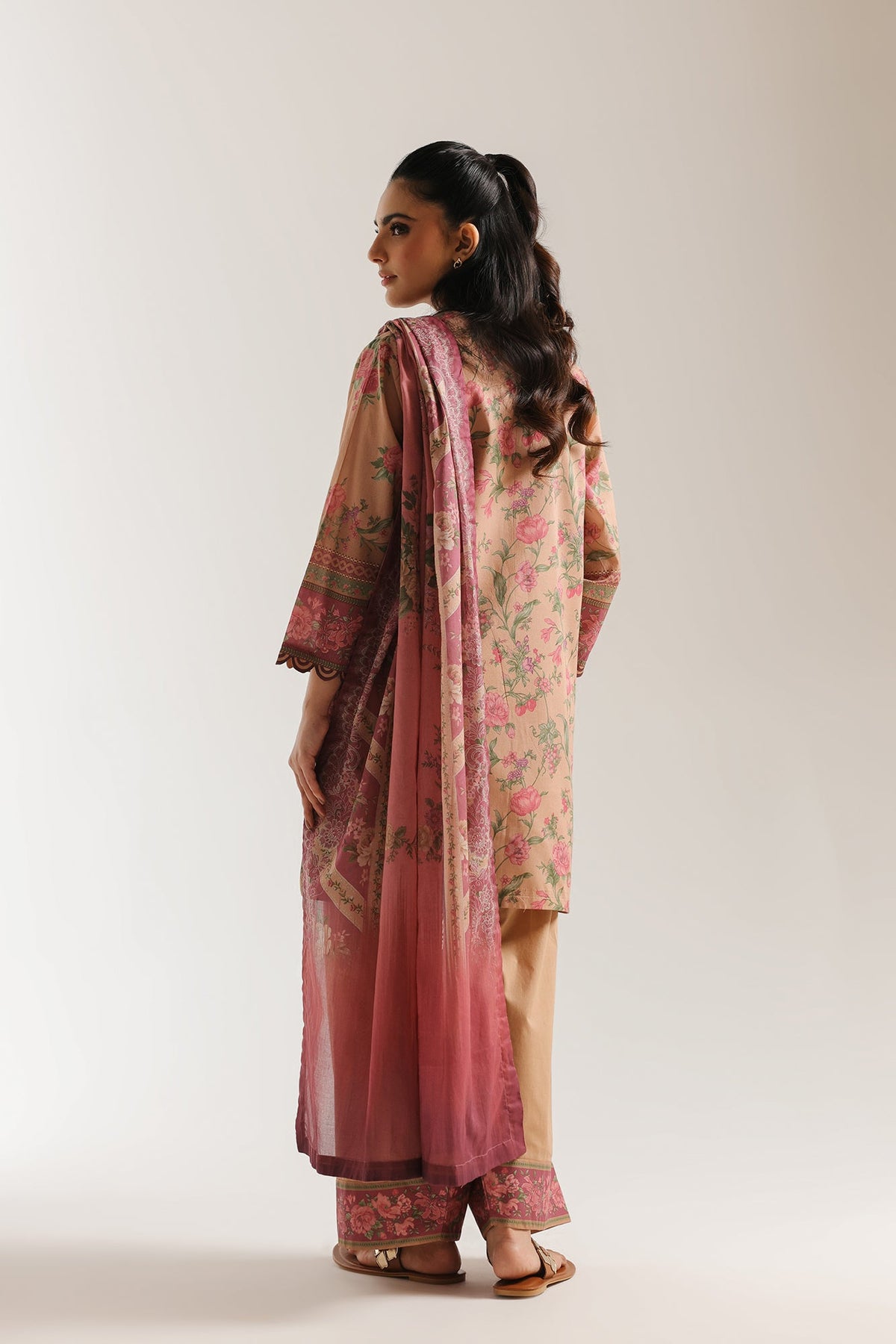 EMBROIDERED SUIT (E0888/202/813)