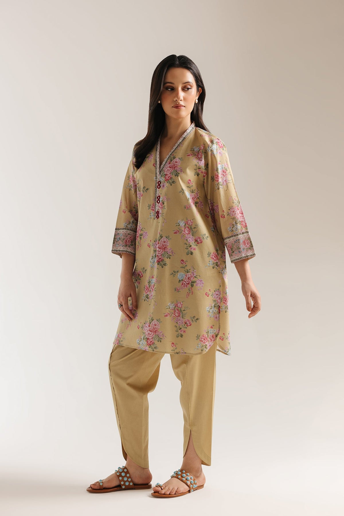 EMBROIDERED SUIT (E0889/202/109)