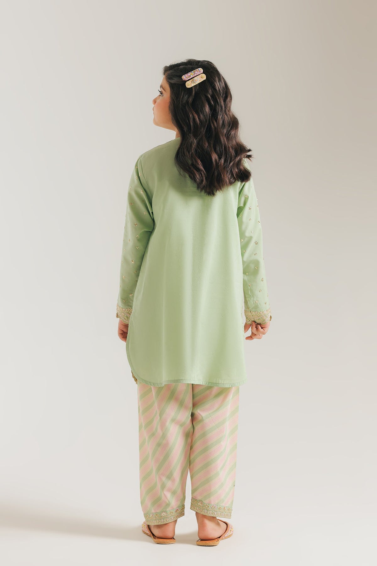 EMBROIDERED SUIT (E0900/404/130 E0900/304/130)