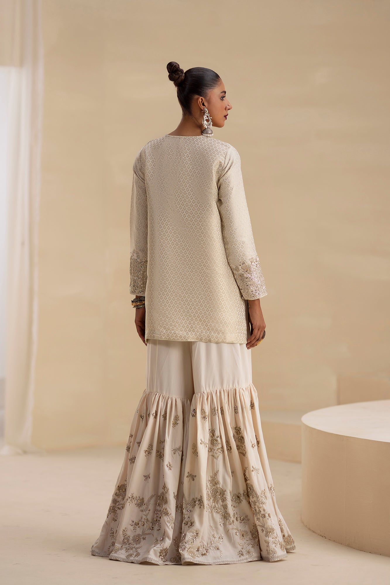 EMBROIDERED SUIT (E0904/104/006)