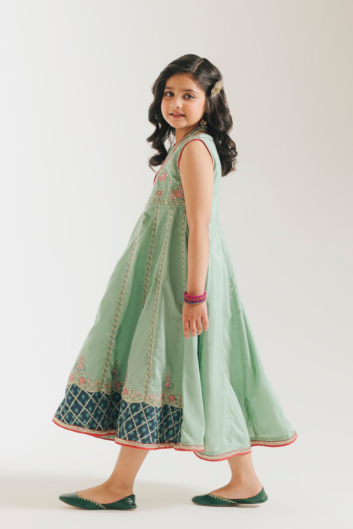 Ethnic