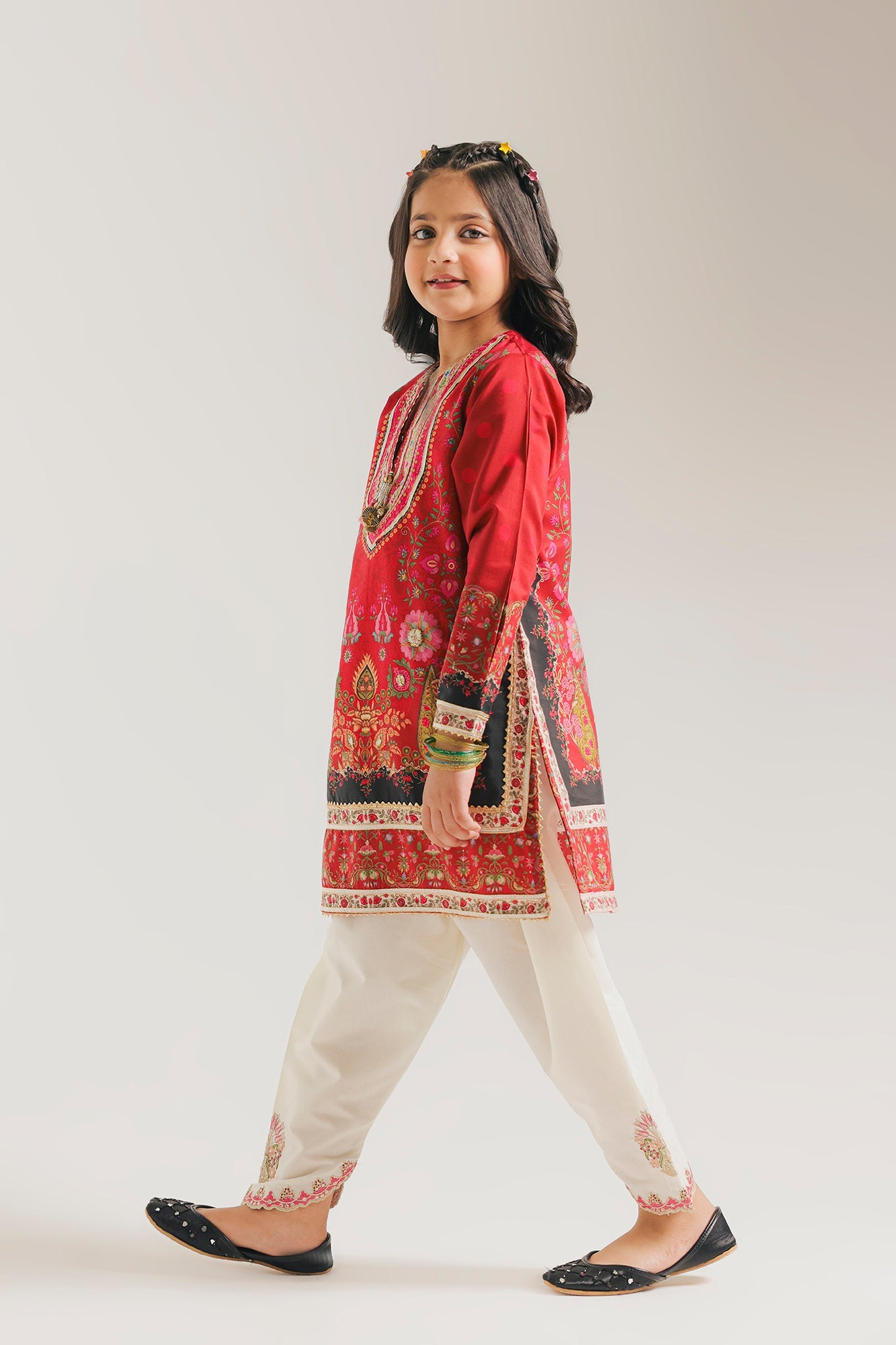 EMBROIDERED SUIT (E0915/404/416 E0915/304/416)