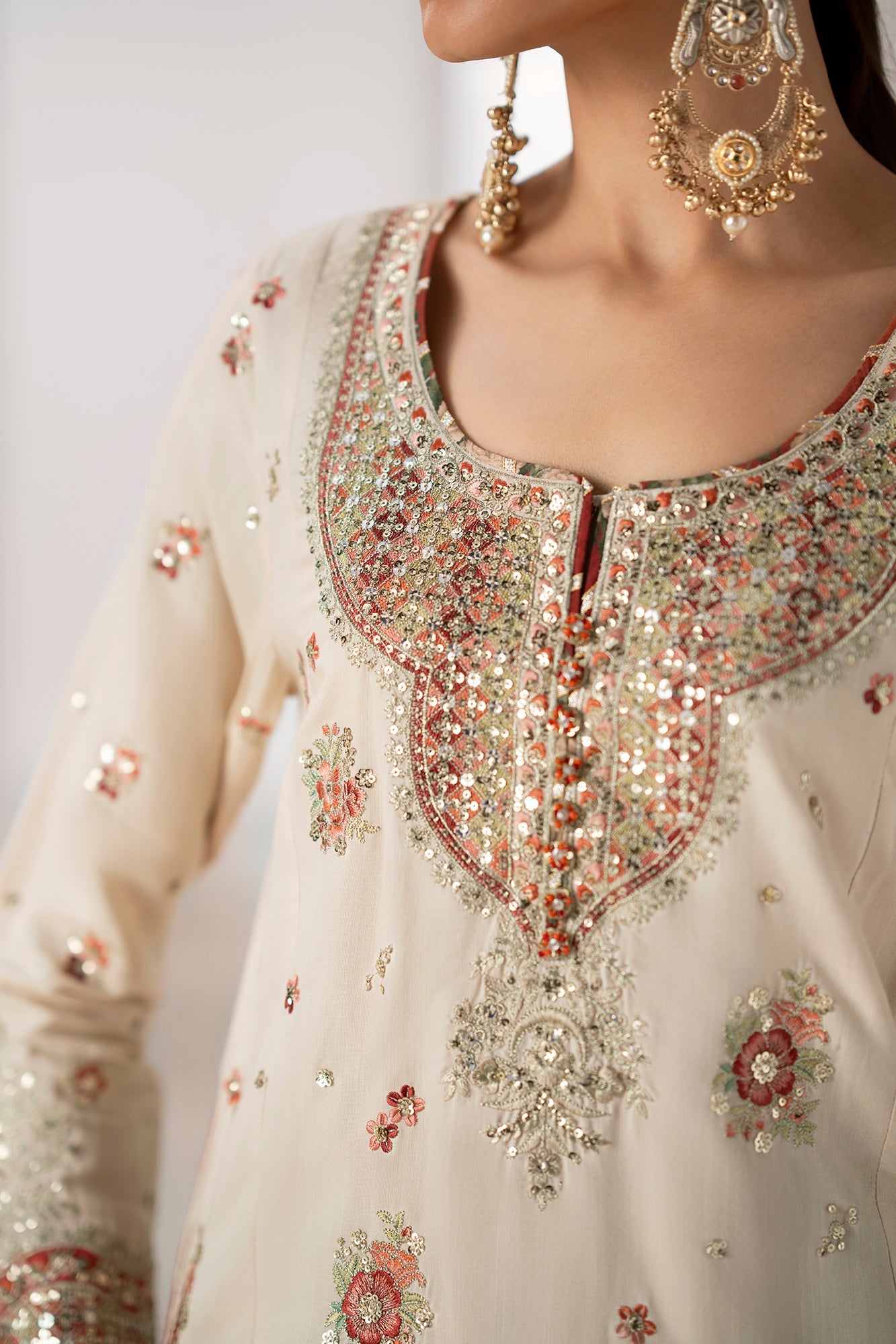 EMBROIDERED SUIT (E0916/104/002)