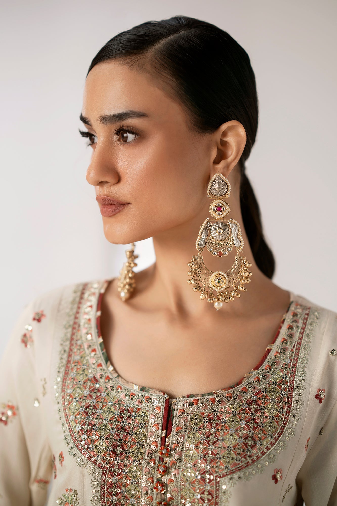 EMBROIDERED SUIT (E0916/104/002)