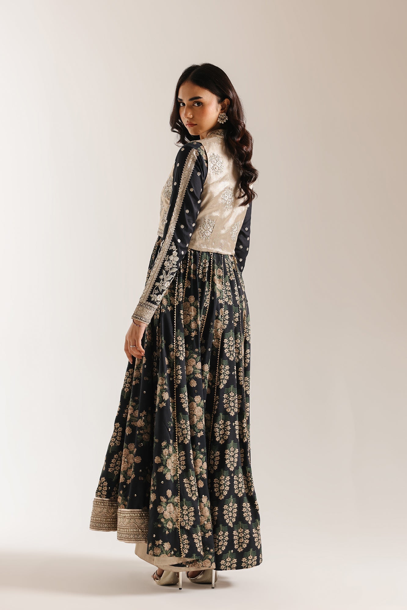 https://cdn.shopify.com/s/files/1/2290/7917/files/E0920-104-902_3.jpg?v=1765175360