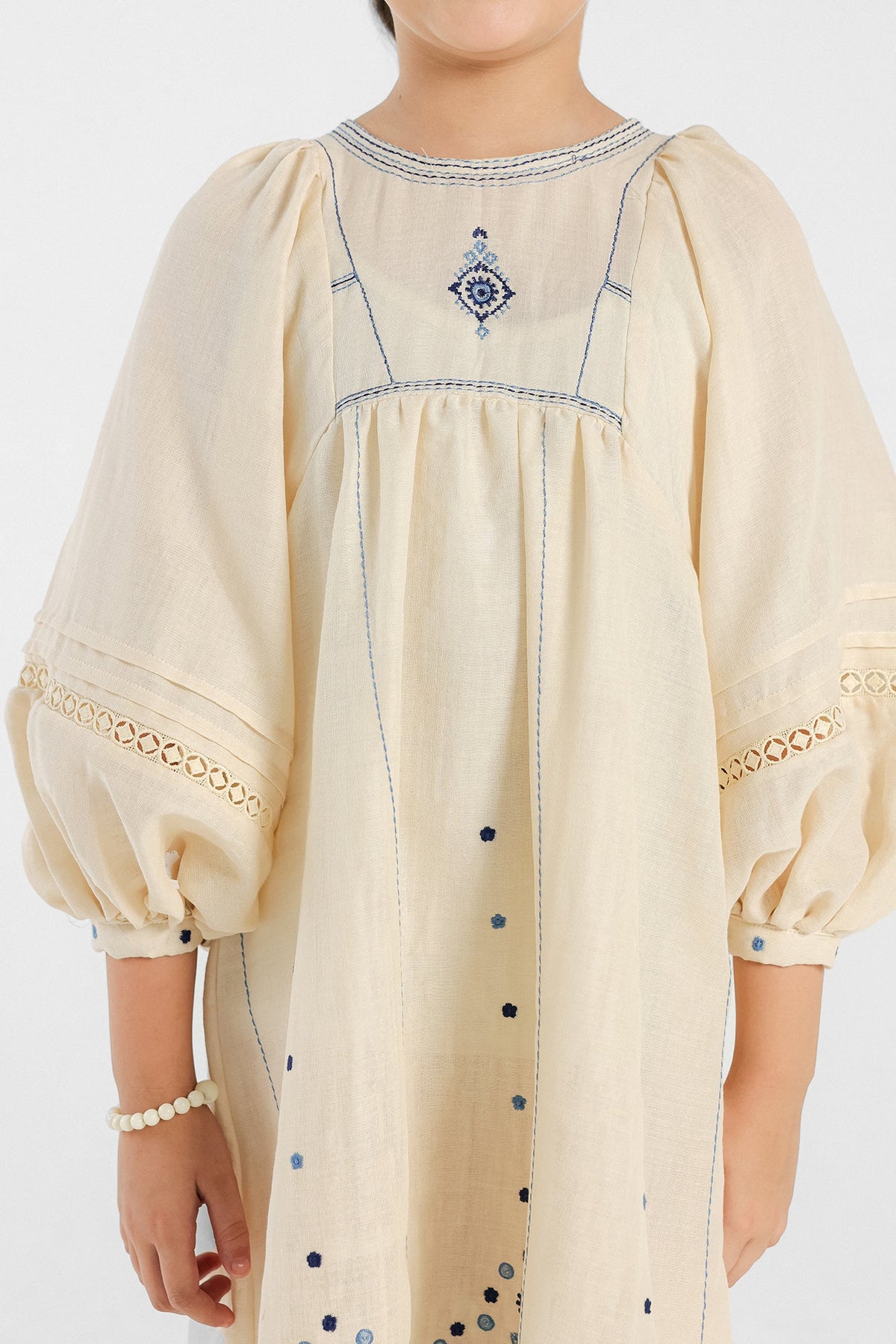 DRESS (E0920/401/001)