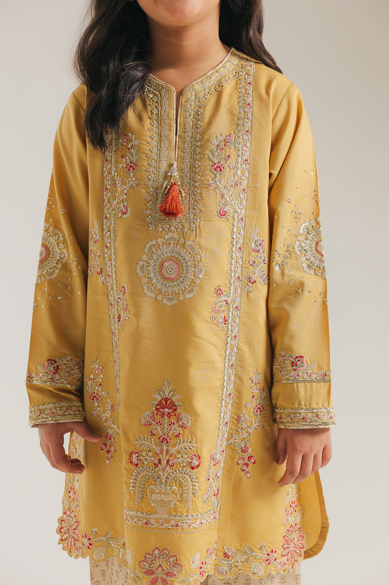 EMBROIDERED SUIT (E0923/404/114 E0923/304/114)