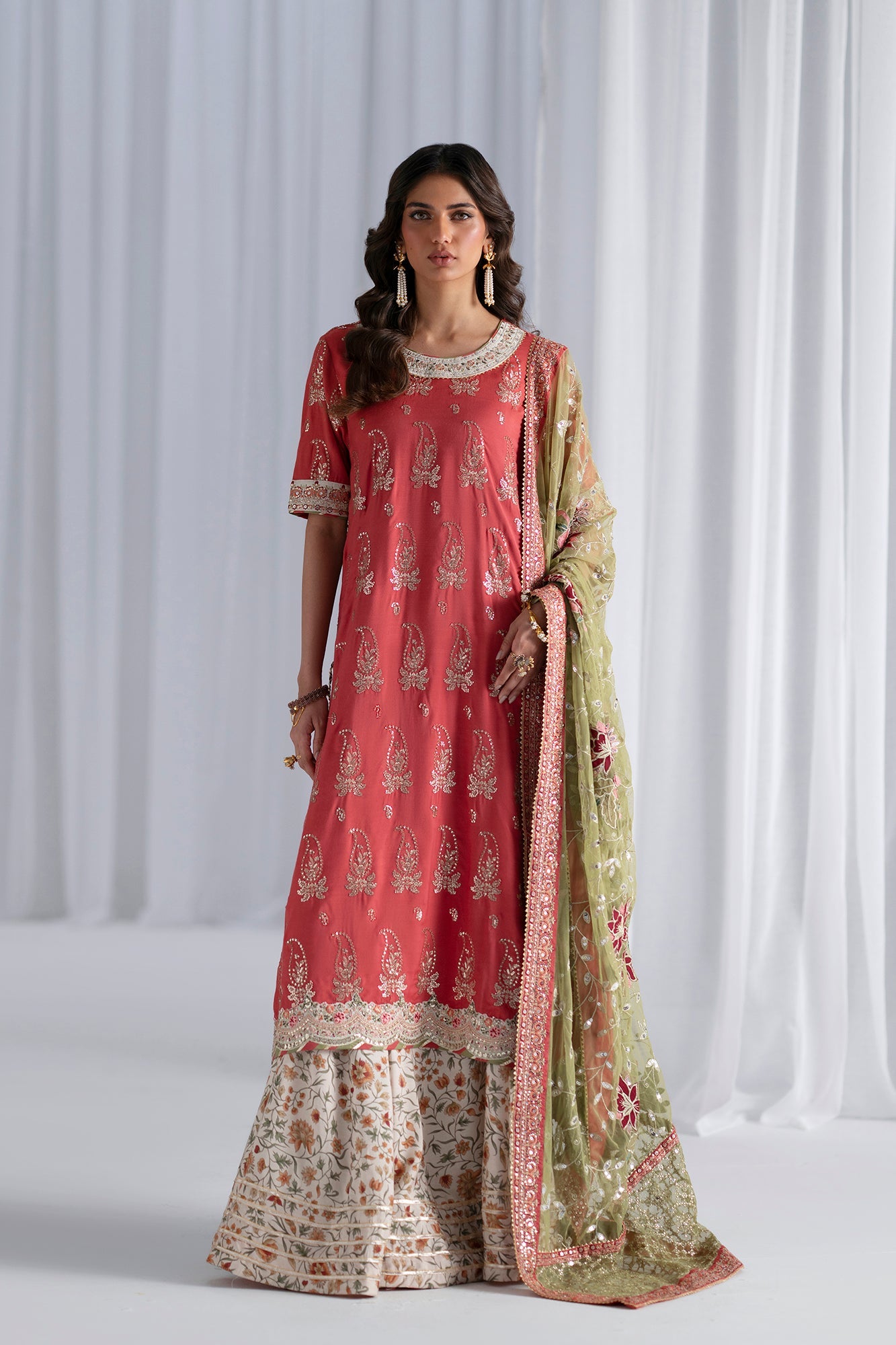 EMBROIDERED SUIT (E0925/104/313)